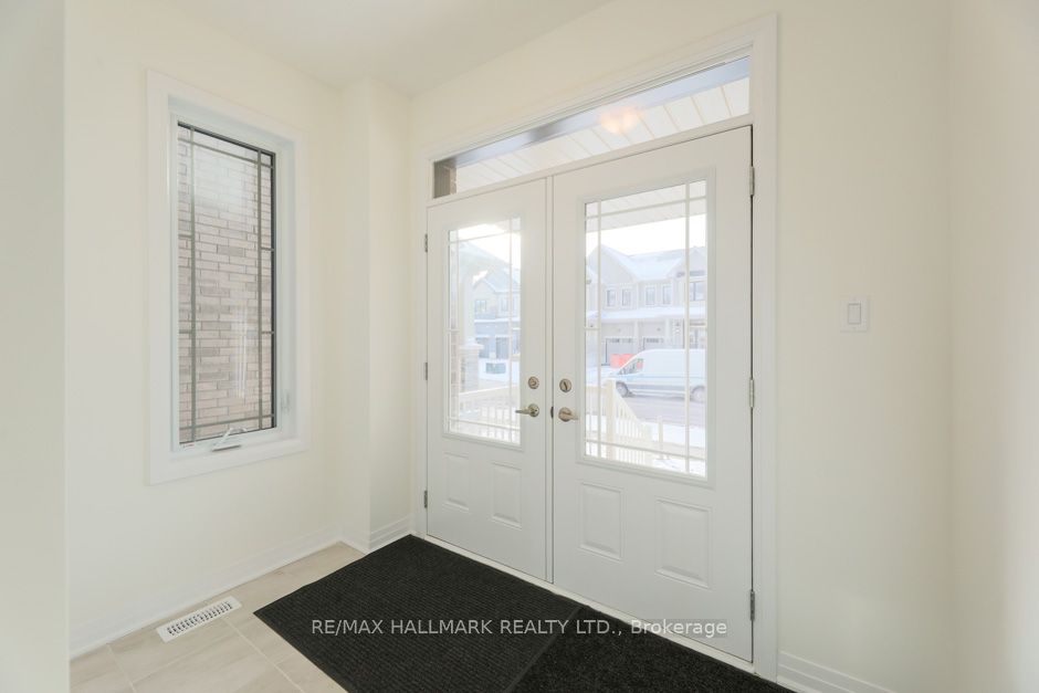 58 Masters Street, Welland, ON L3B 0N4 photo 2