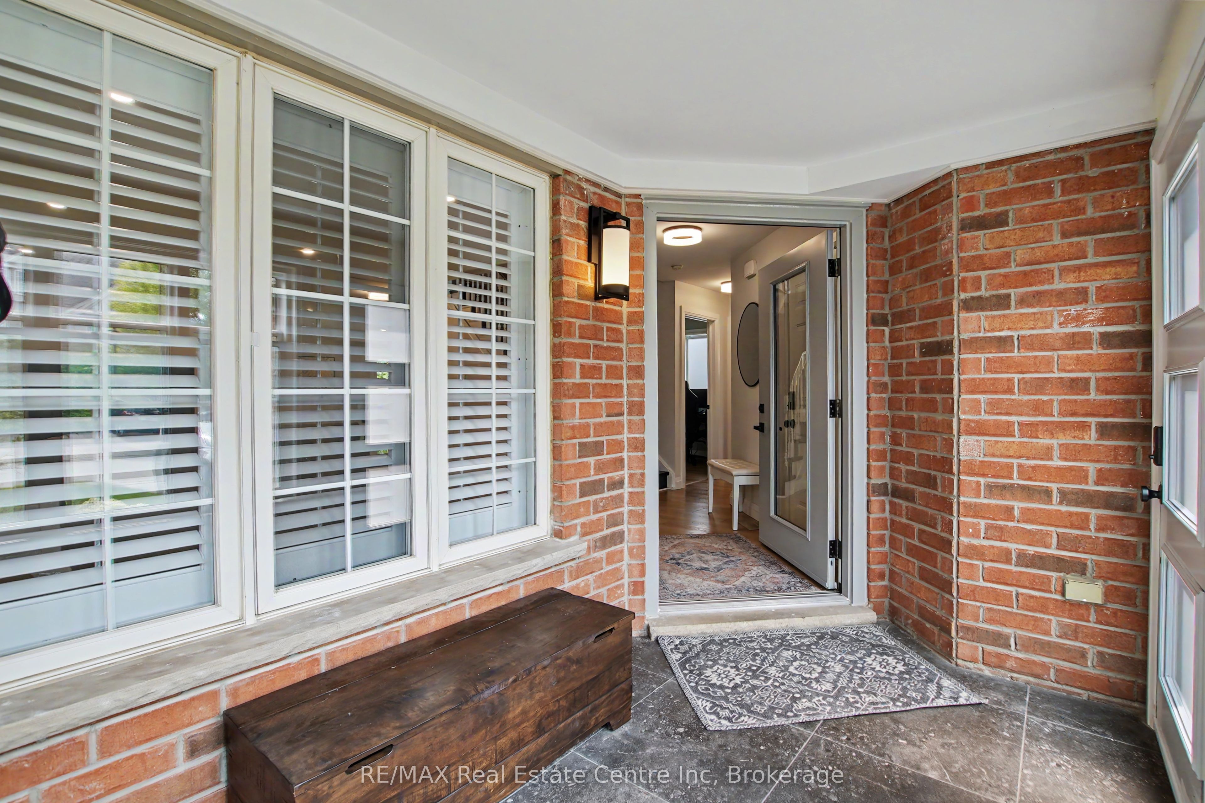 115 Mcfarlane Drive, Cambridge, ON N3C 4L6 photo 4