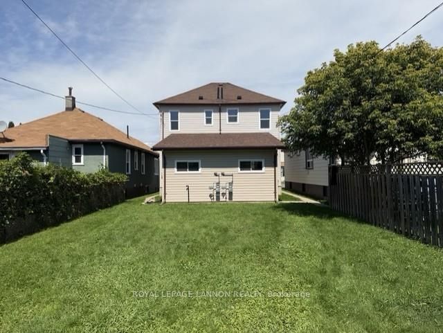 444-446 Brock Street E, Thunder Bay, ON P7E 4H7 photo 2