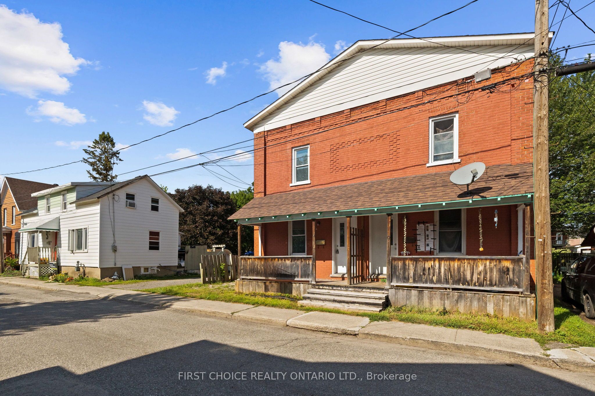 9-11 Ogden Avenue, Smiths Falls, ON K7A 2L5