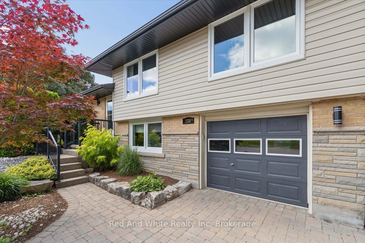 138 Blueridge Avenue, Kitchener, ON N2M 4E1 photo 3