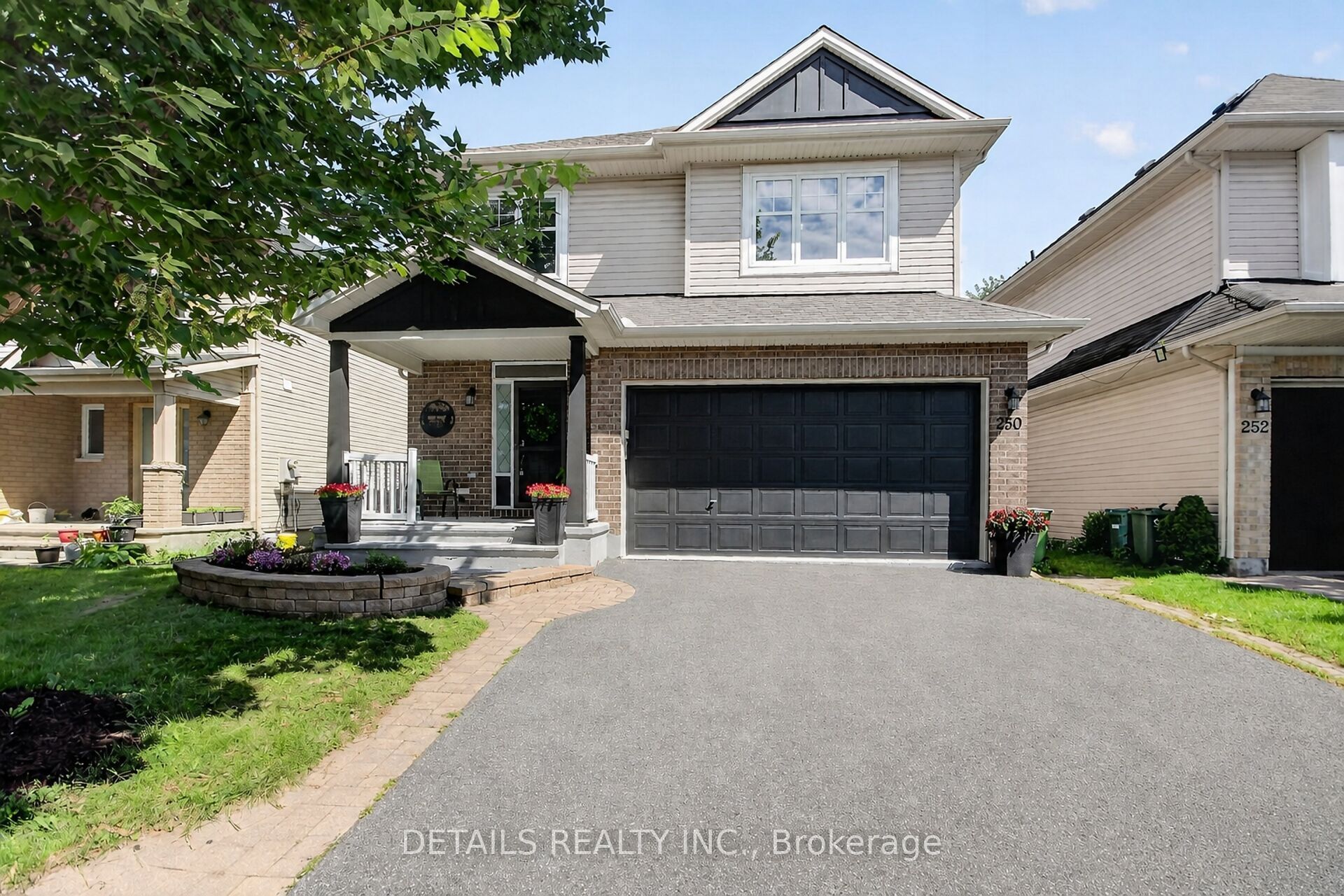 250 Flodden Way, Barrhaven, ON K2G 7E1 photo 2