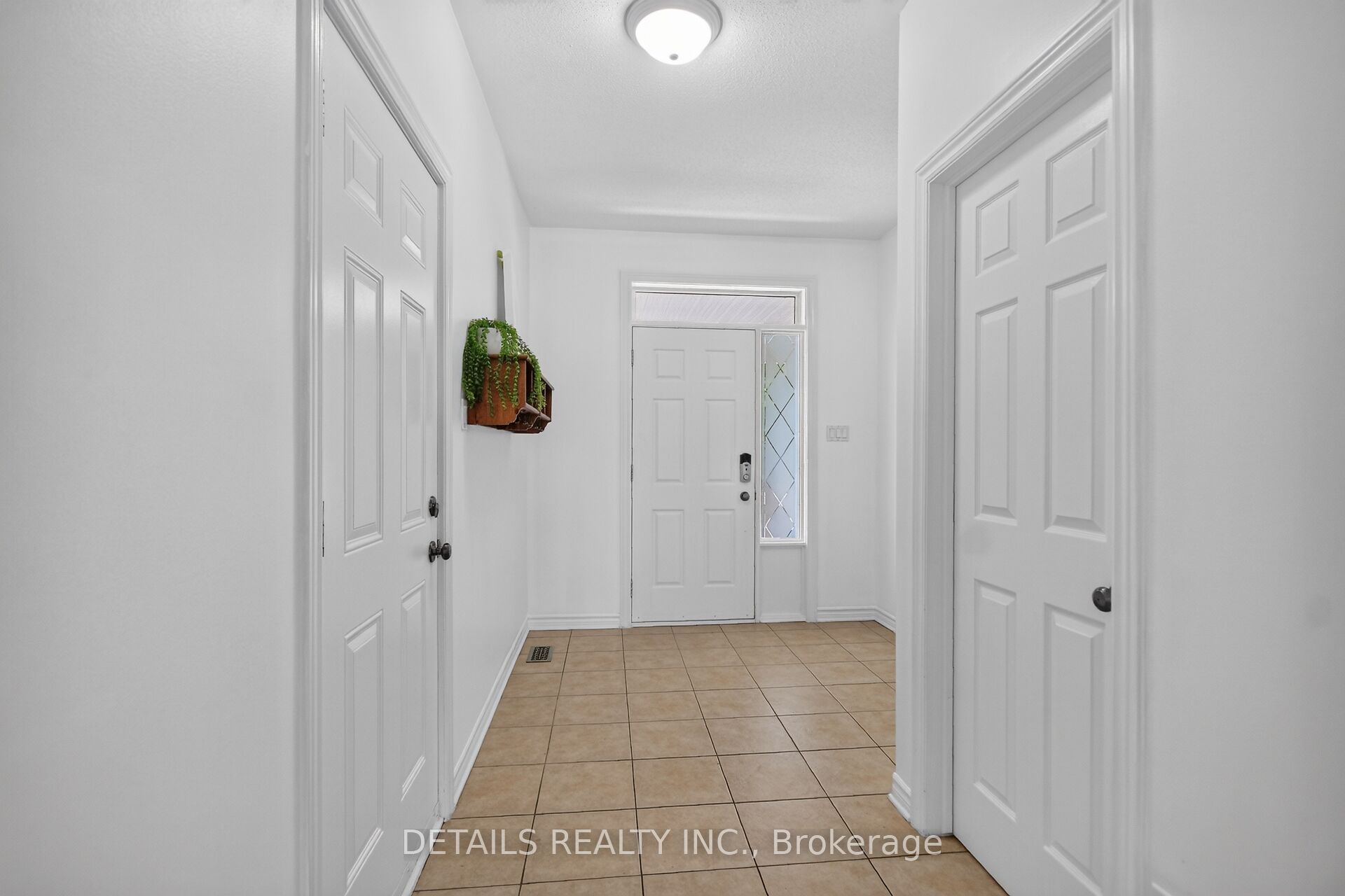 250 Flodden Way, Barrhaven, ON K2G 7E1 photo 4