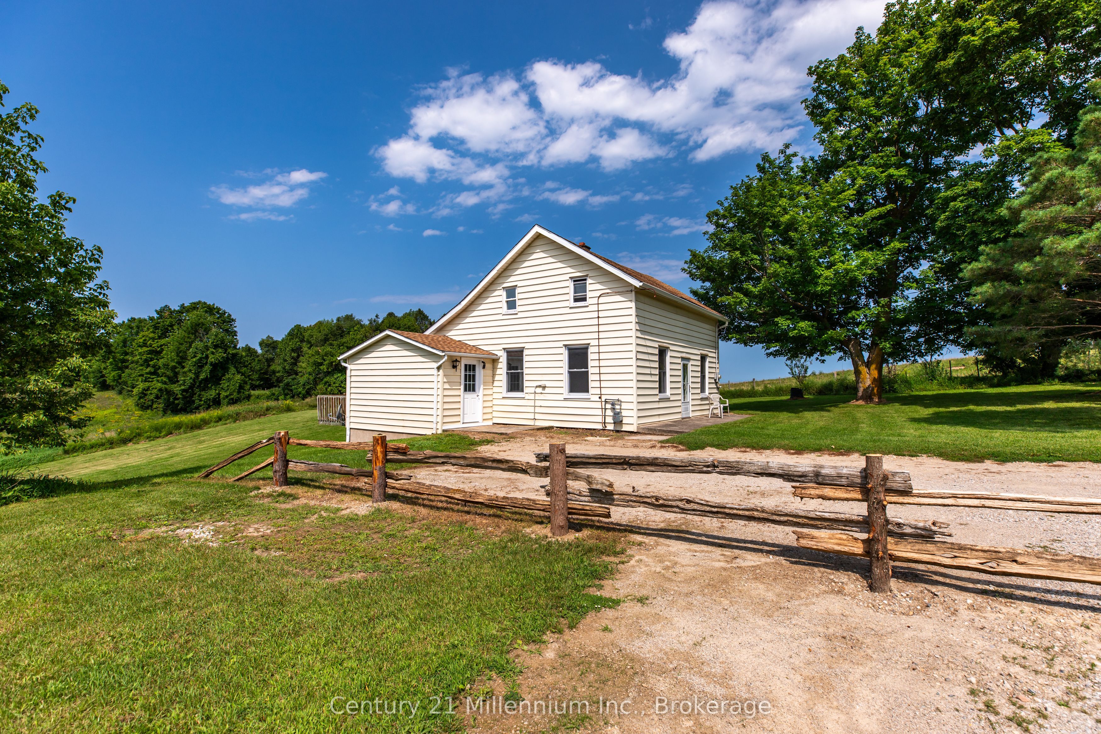 306 David Winkler Parkway, West Grey, ON N0G 2M0 photo 3