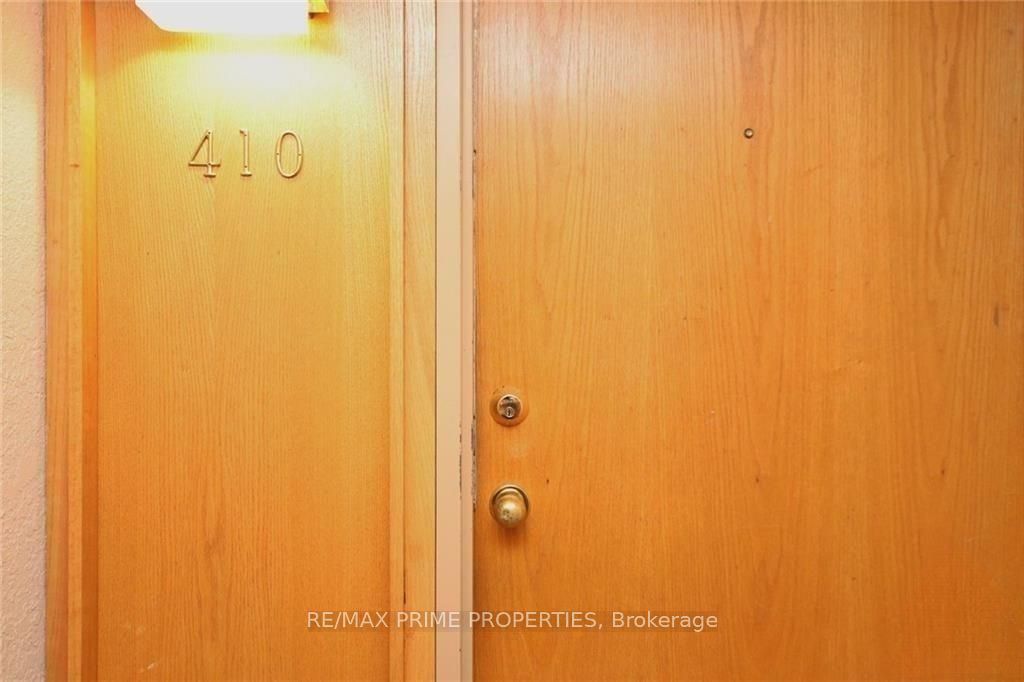 2871 Richmond Road 410, Britannia Heights - Queensway Terrace N and Area, ON K2B 8M5 photo 3