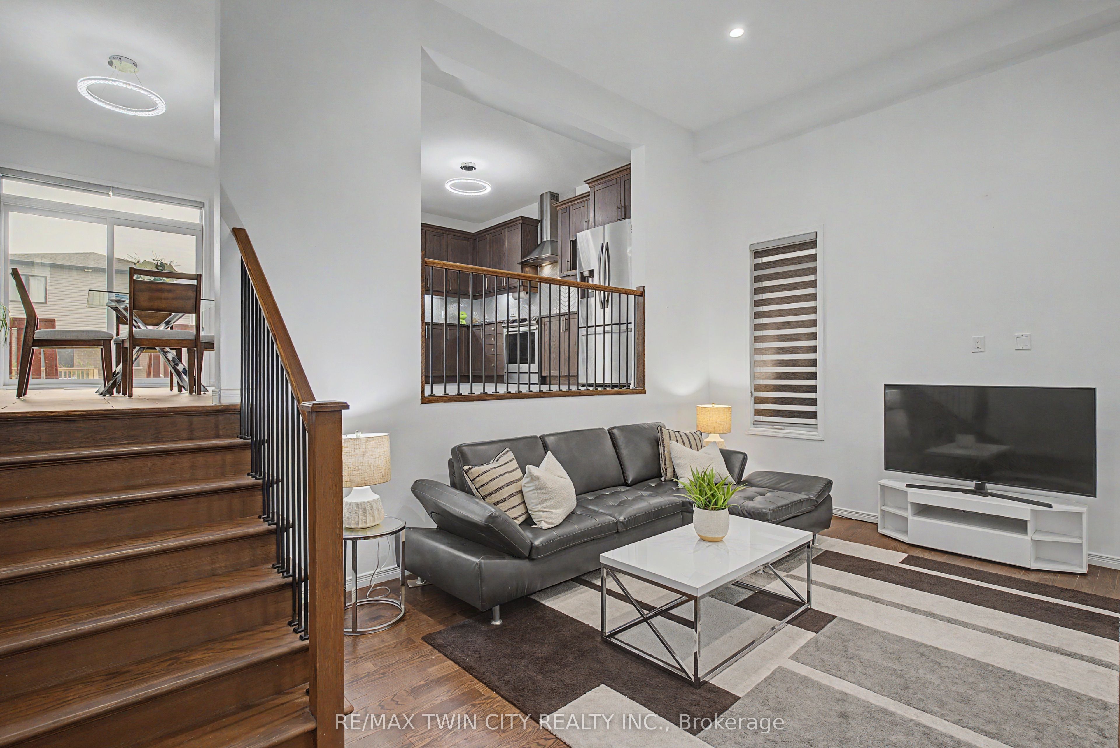 79 Beauchamp Drive, Cambridge, ON N1S 0B9 photo 4