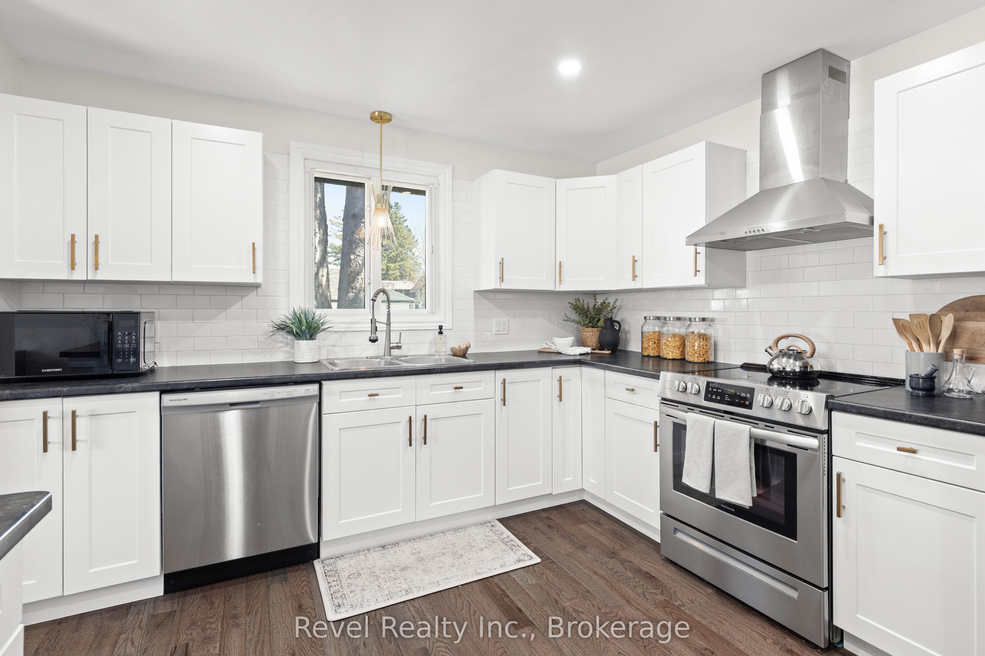 25 Riverview Road, Kawartha Lakes, ON K9V 1B2 photo 5