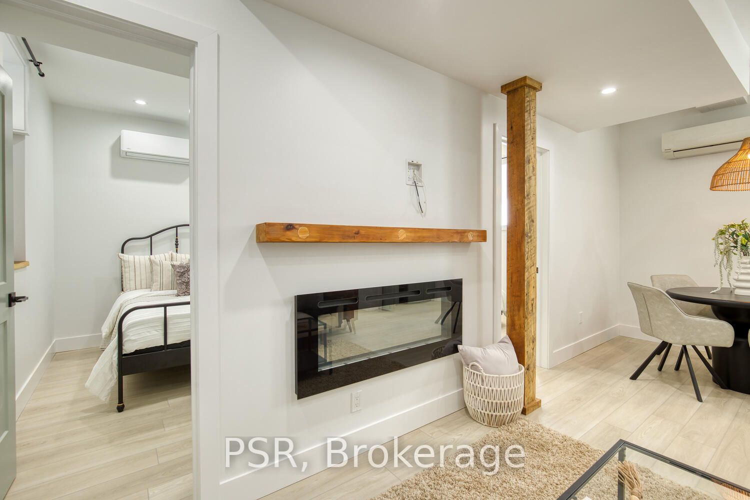 51 Dupont Street E C, Waterloo, ON N2J 2G8 photo 3