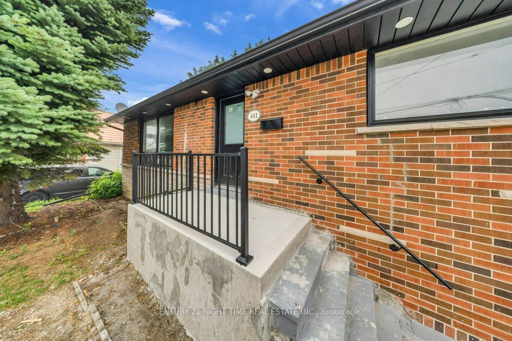 441 West 5th Street, Hamilton, ON L9C 3P5 photo 2