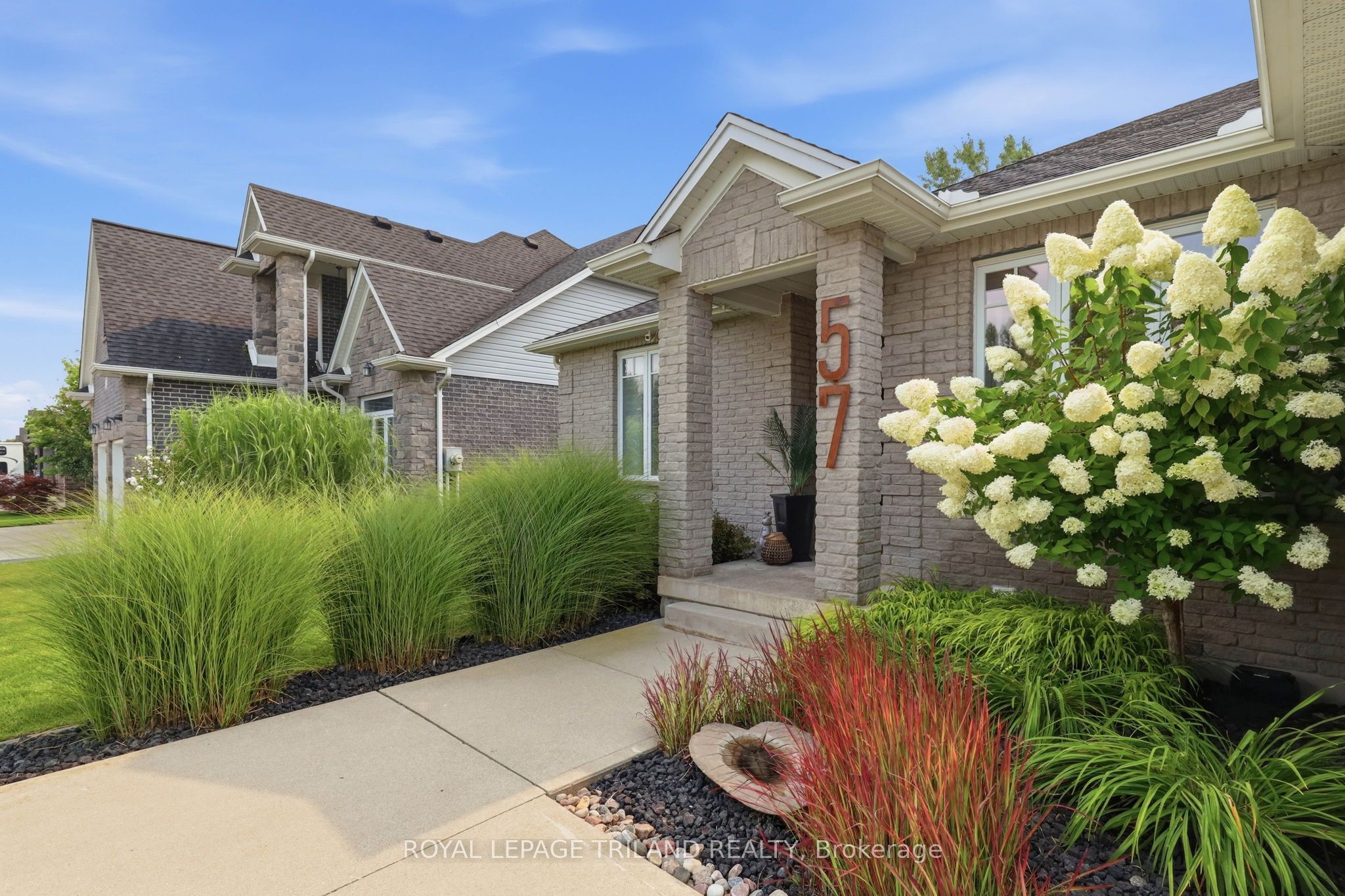 57 Caverhill Crescent, Middlesex Centre, ON N0L 1R0 photo 4