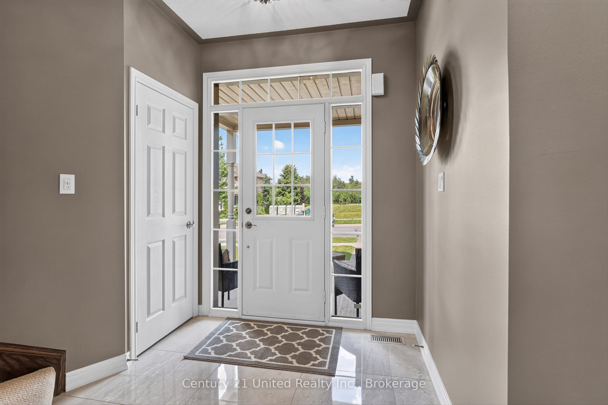 1184 Scollard Drive, Peterborough, ON K9H 0A8 photo 3