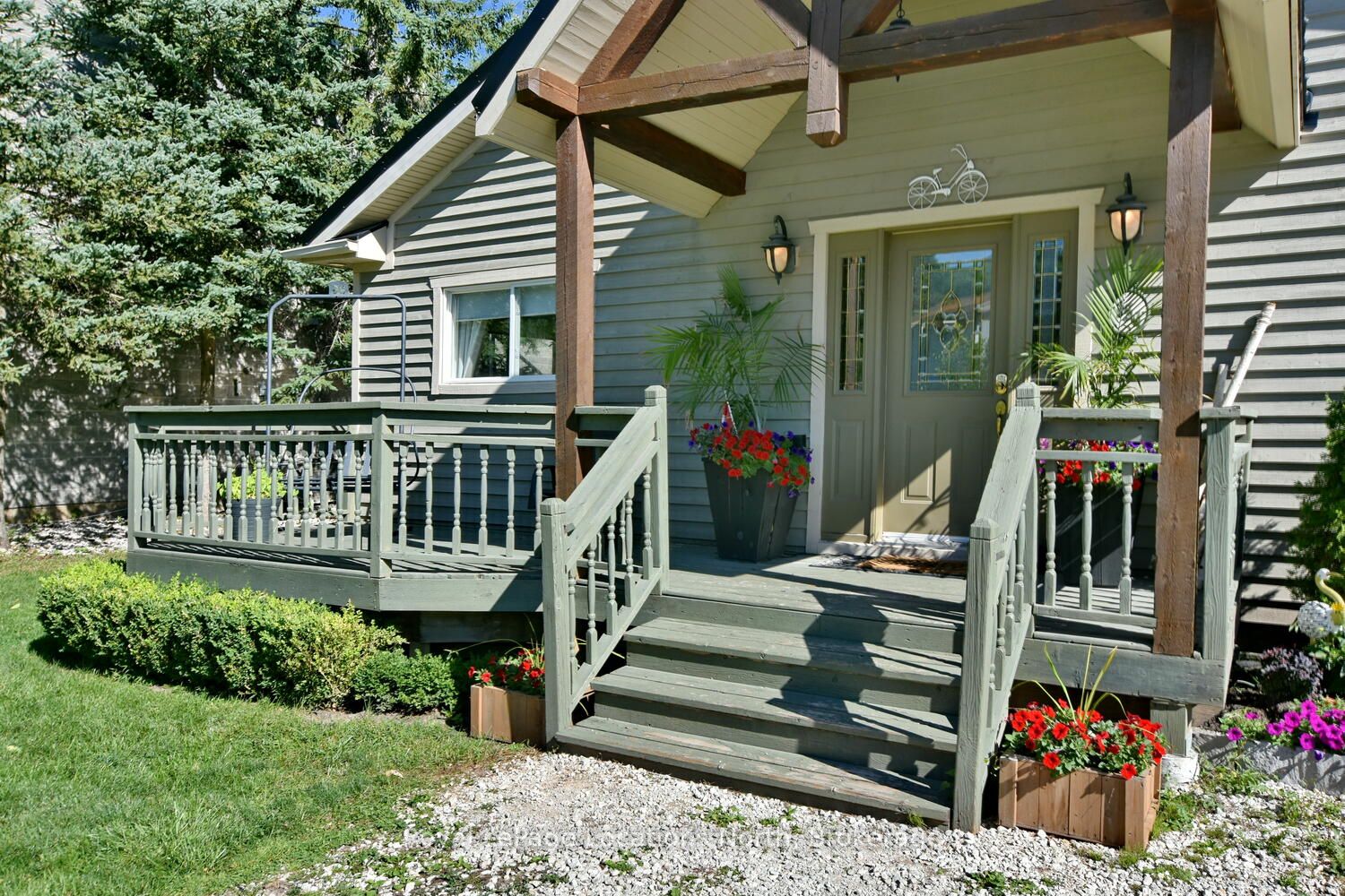 154 Carmichael Crescent, Blue Mountains, ON L9Y 0R3 photo 2
