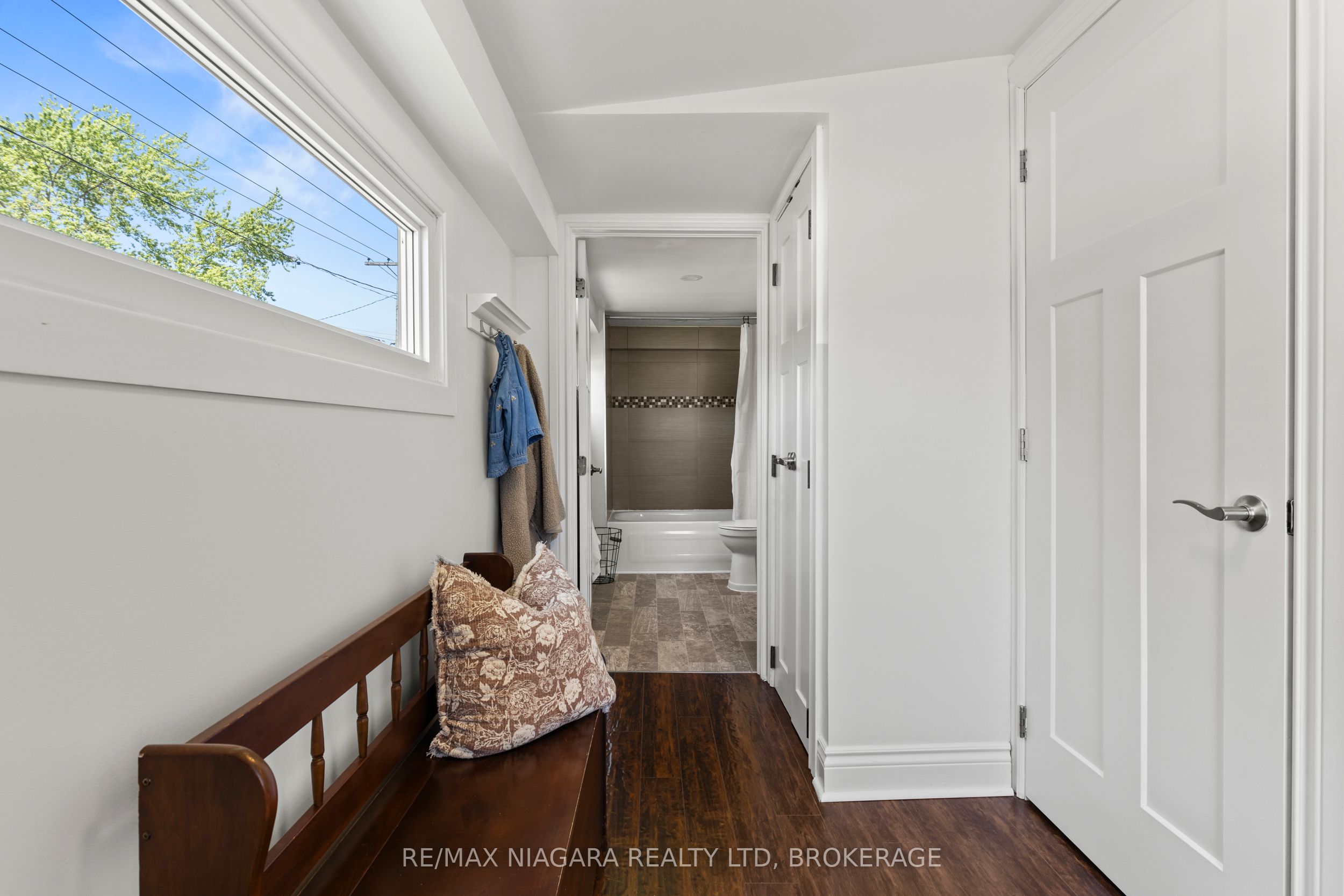 17 HUMBOLDT Parkway, Port Colborne, ON L3K 2H1 photo 4
