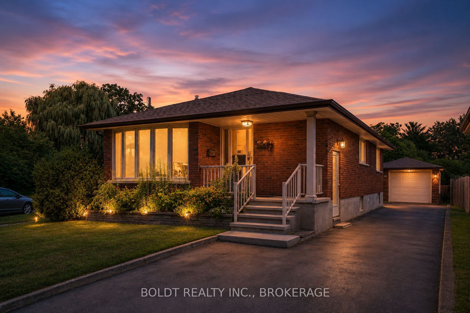 5568 Drummond Road, Niagara Falls, ON L2G 4L3