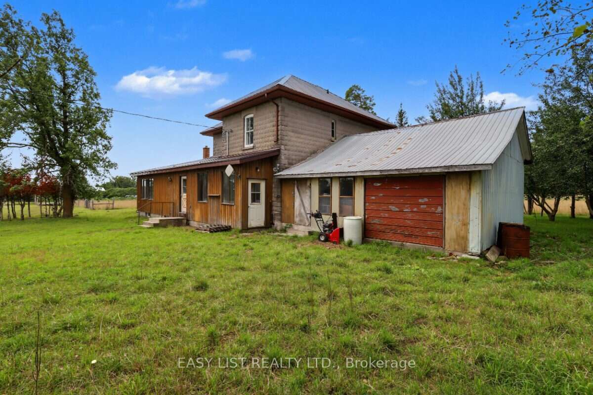 357 King's Wharf Road, Kawartha Lakes, ON K0M 1L0 photo 2
