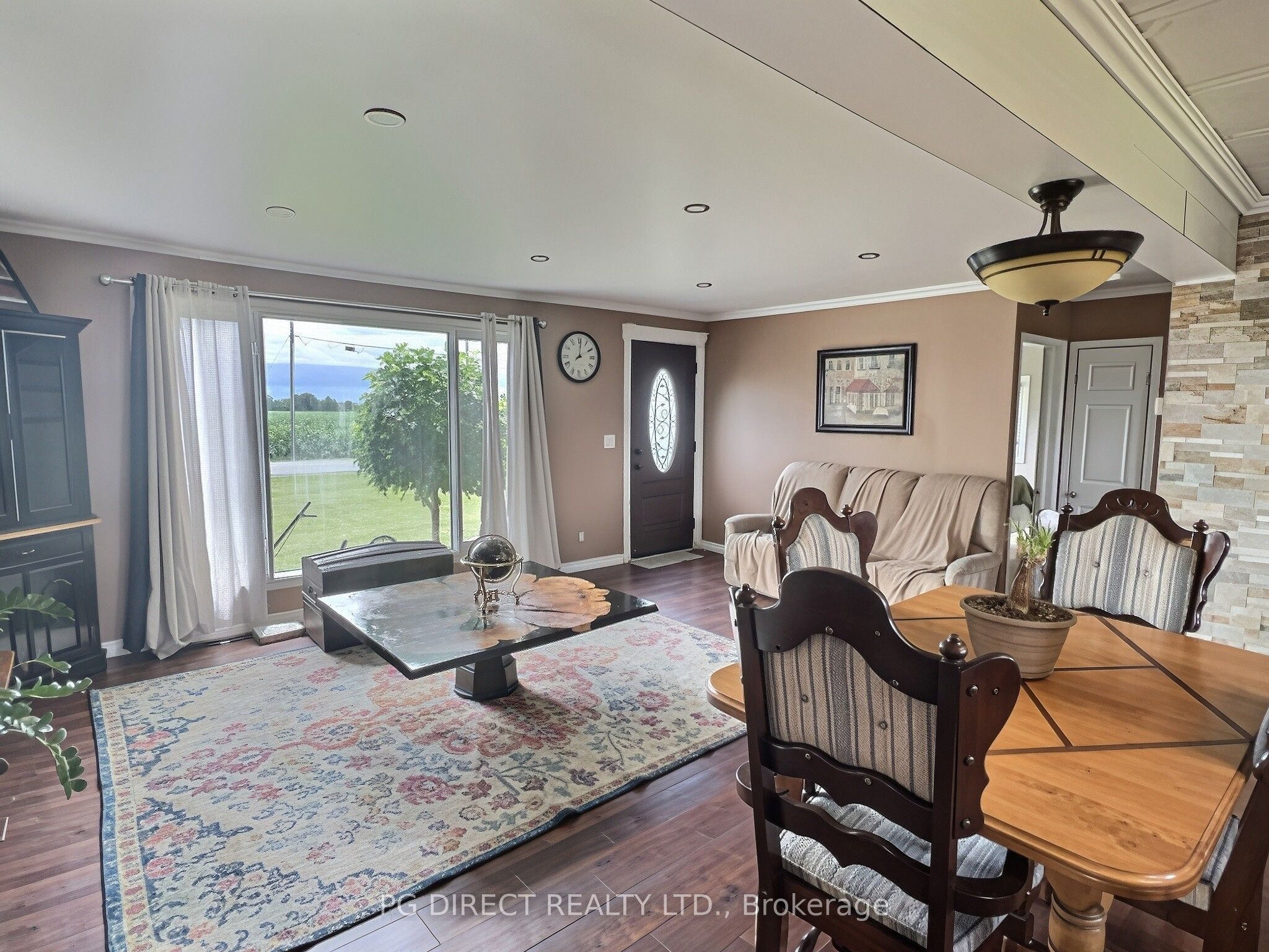 13391 County Rd 9 Road, North Dundas, ON K0C 1H0 photo 5