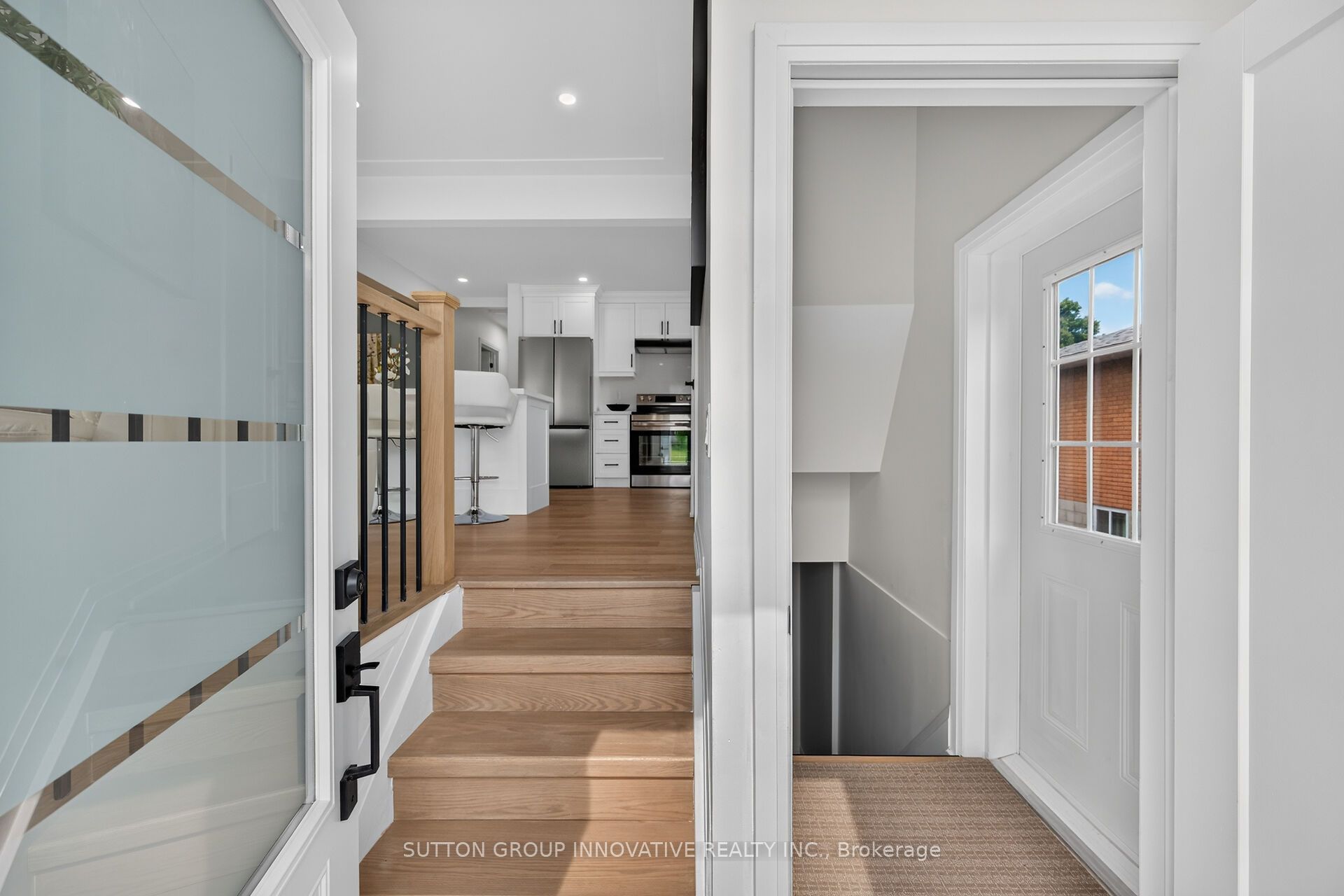 40 Purdy Crescent, Hamilton, ON L9A 3B3 photo 3