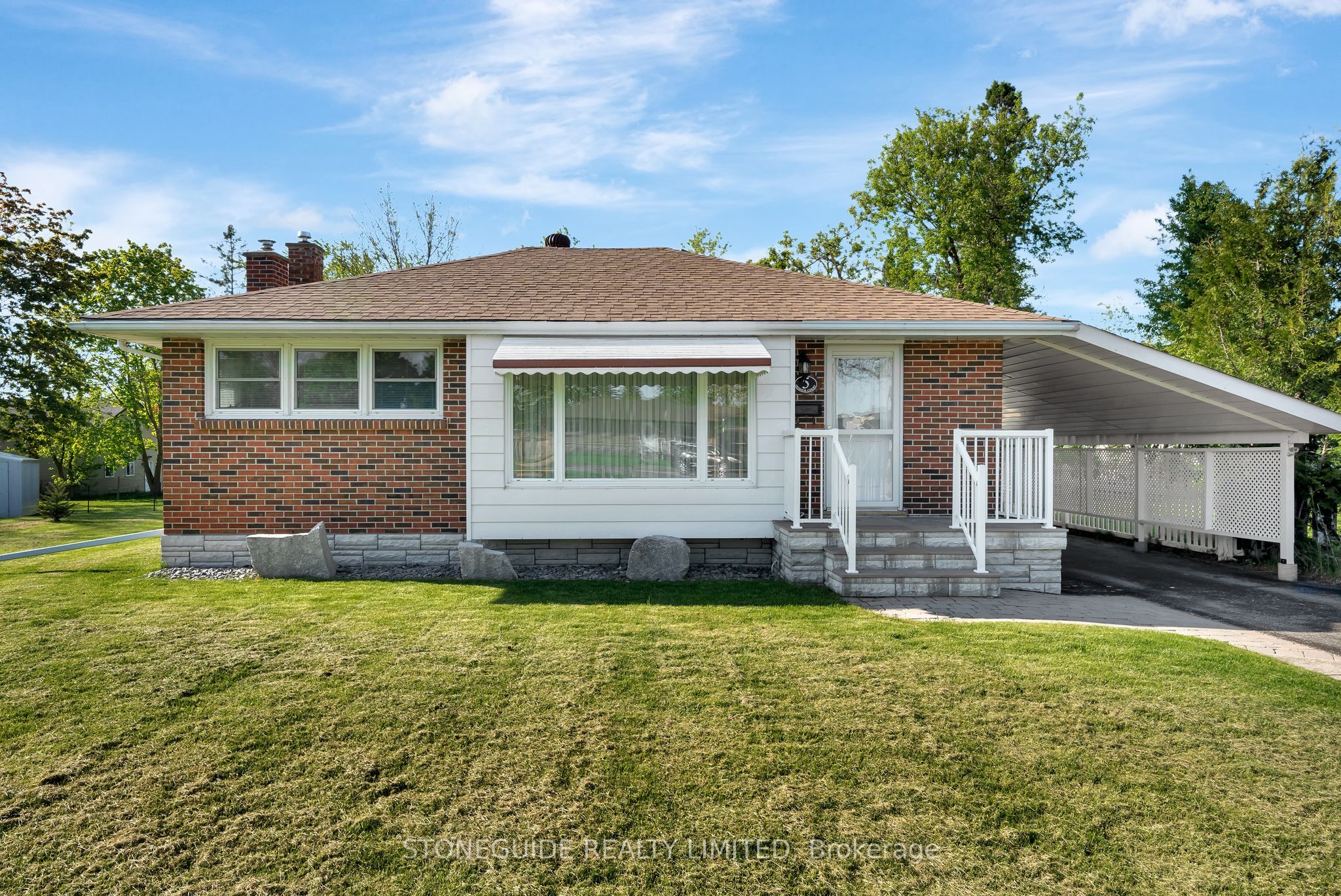 5 Armour Court, Kawartha Lakes, ON K9V 1N9 photo 2