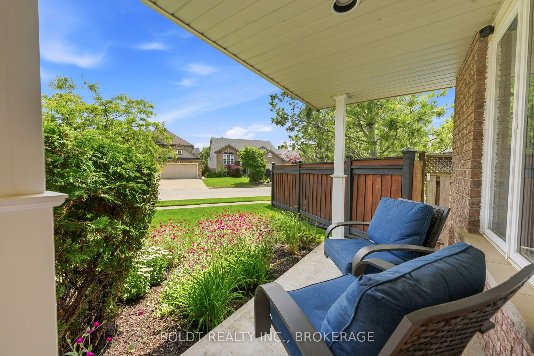 22 Graves Crescent, St. Catharines, ON L2S 3Z6 photo 4