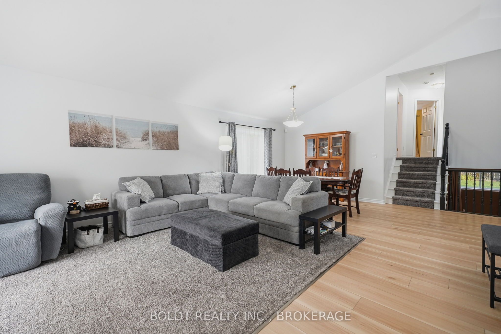 22 Graves Crescent, St. Catharines, ON L2S 3Z6 photo 5