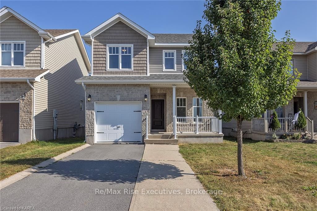 1653 Crimson Crescent, Kingston, ON K7P 0J3 photo 2