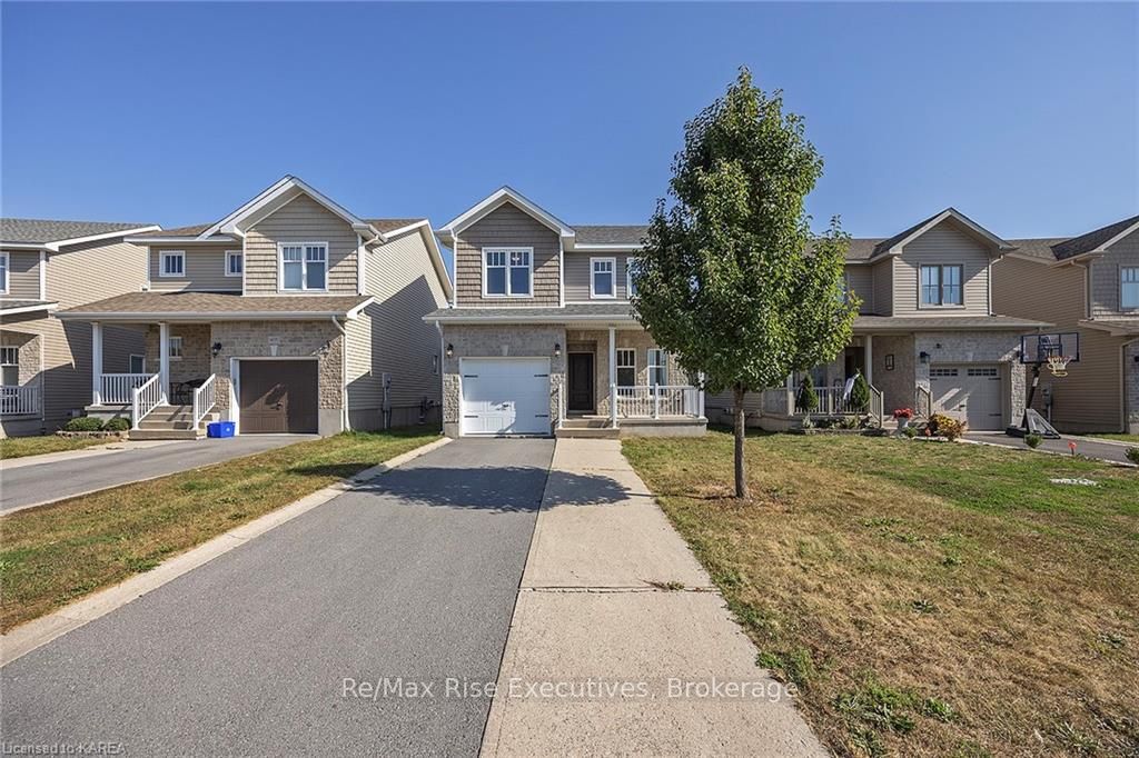 1653 Crimson Crescent, Kingston, ON K7P 0J3 photo 3