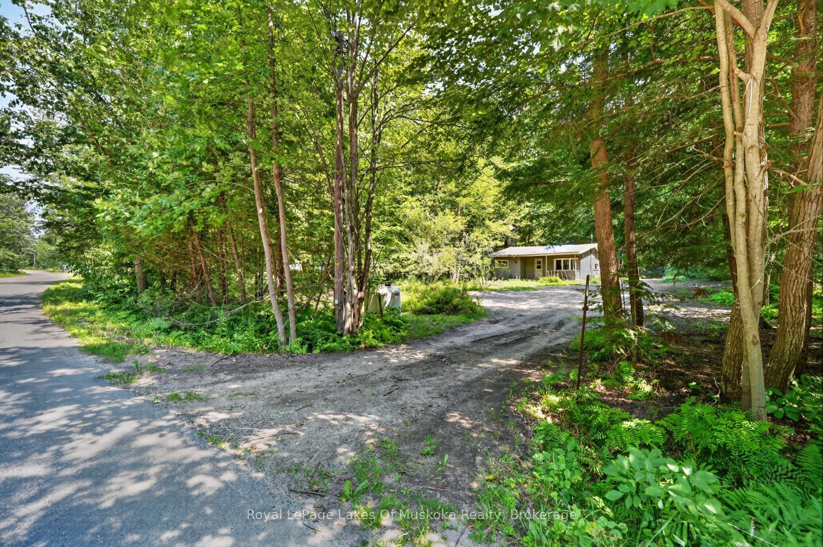 1341 Golden Beach Road, Bracebridge, ON P1L 1W8