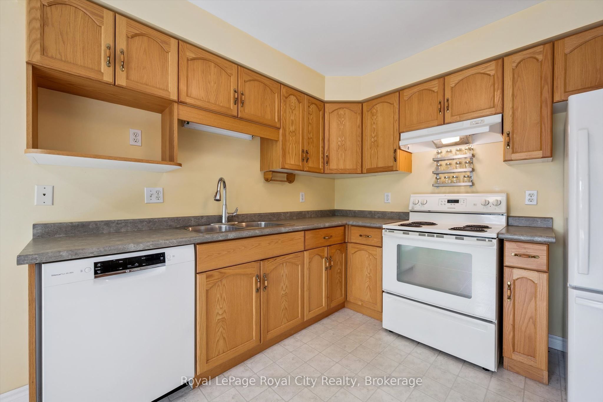 46 Terraview Crescent, Guelph, ON N1G 5E9 photo 4