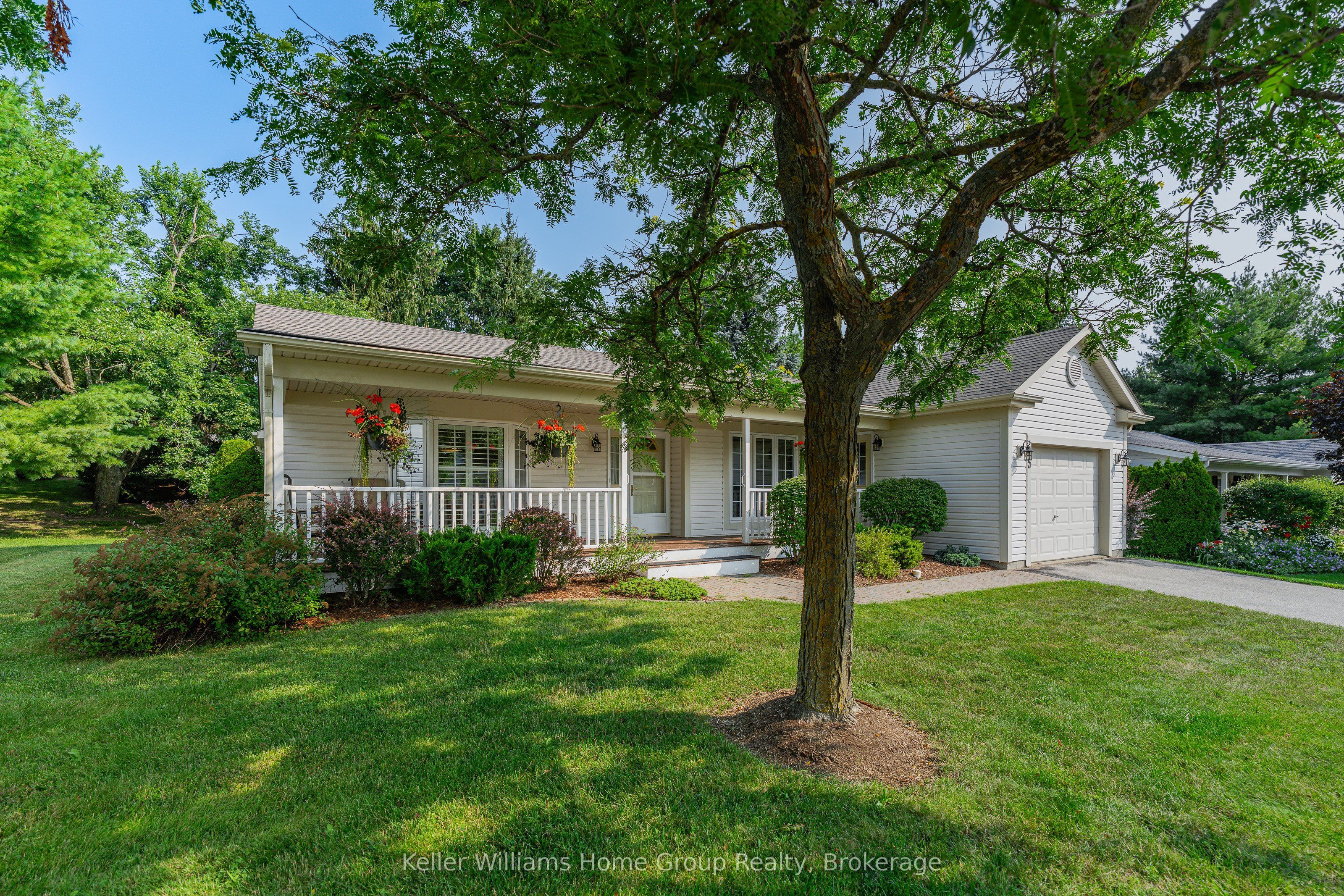 85 White Bark Way, Centre Wellington, ON N0B 1J0 photo 3