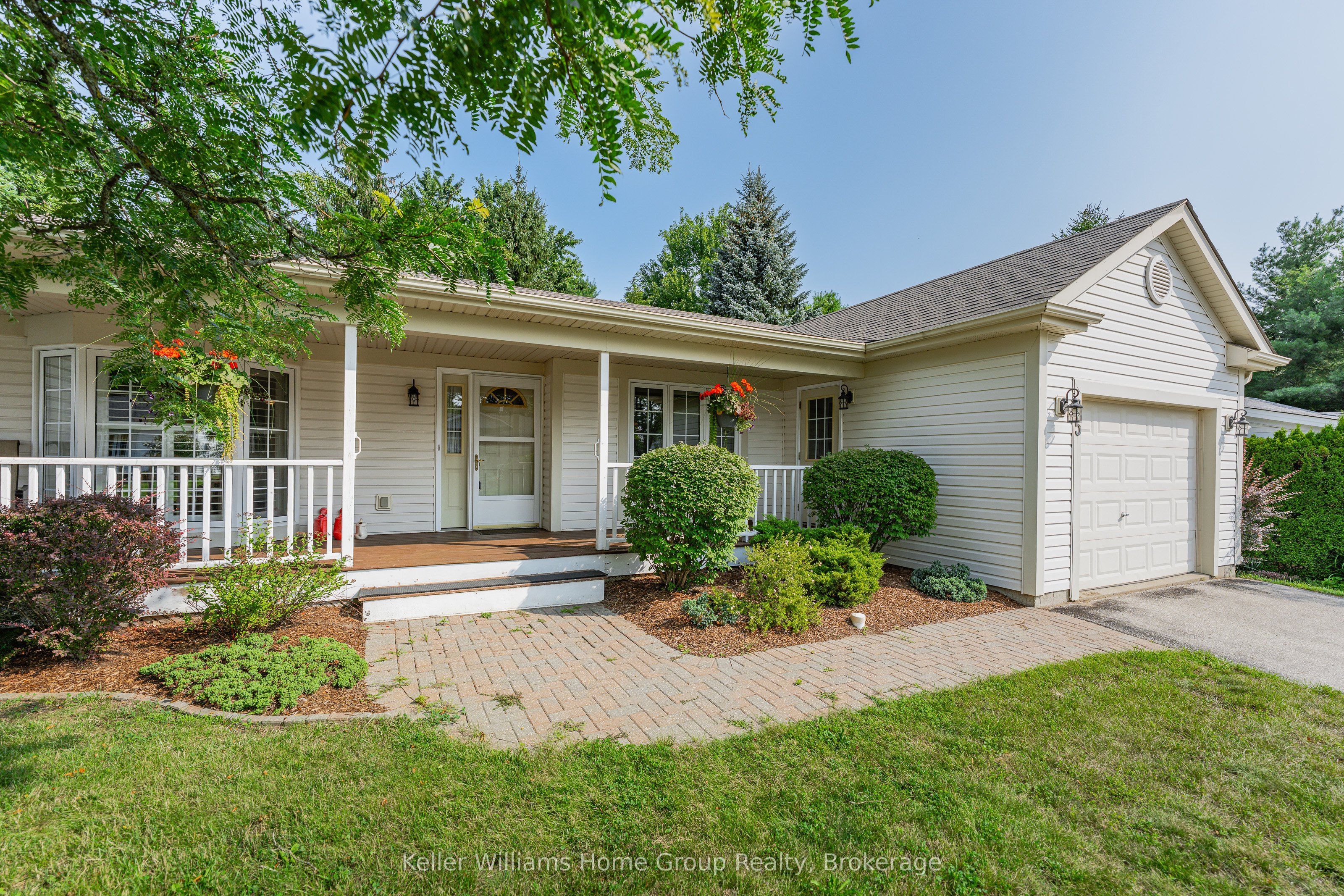85 White Bark Way, Centre Wellington, ON N0B 1J0 photo 4