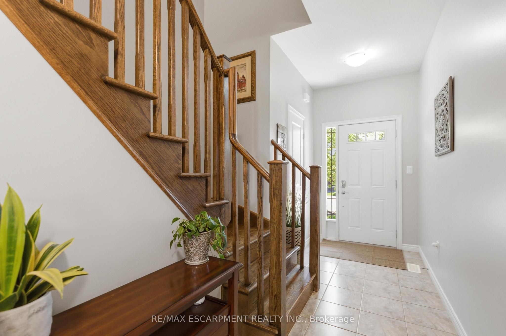 6 Chestnut Drive 34, Grimsby, ON L3M 0C4 photo 2