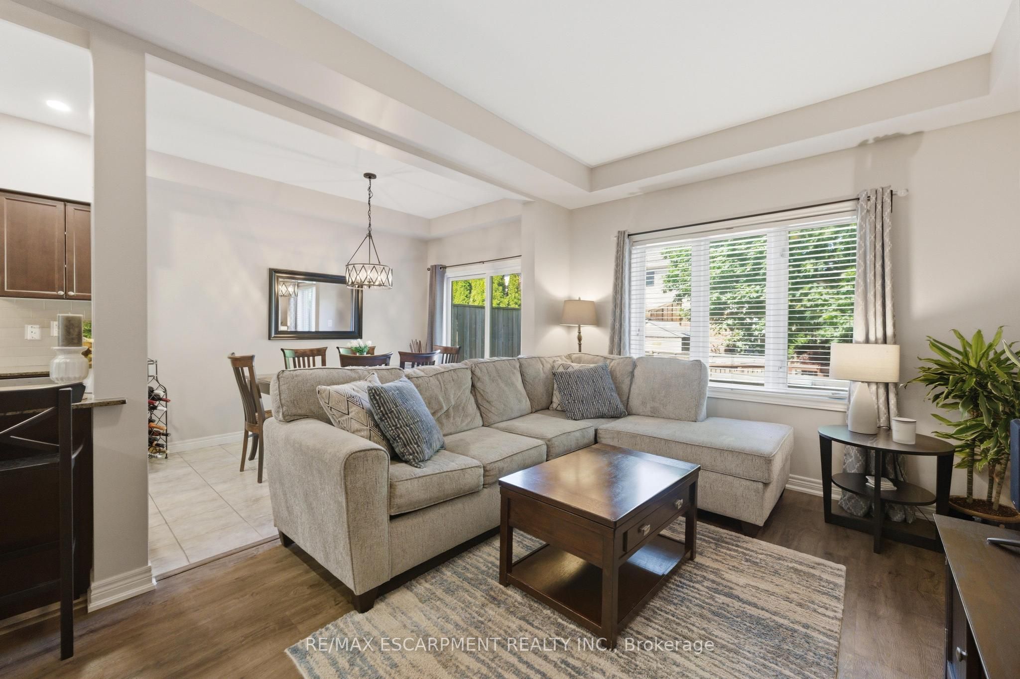 6 Chestnut Drive 34, Grimsby, ON L3M 0C4 photo 4