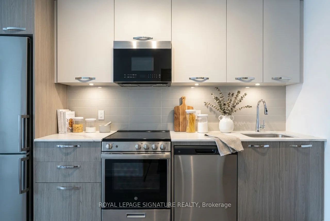 75 James Street S 1421, Hamilton, ON L8P 2Y9 photo 2