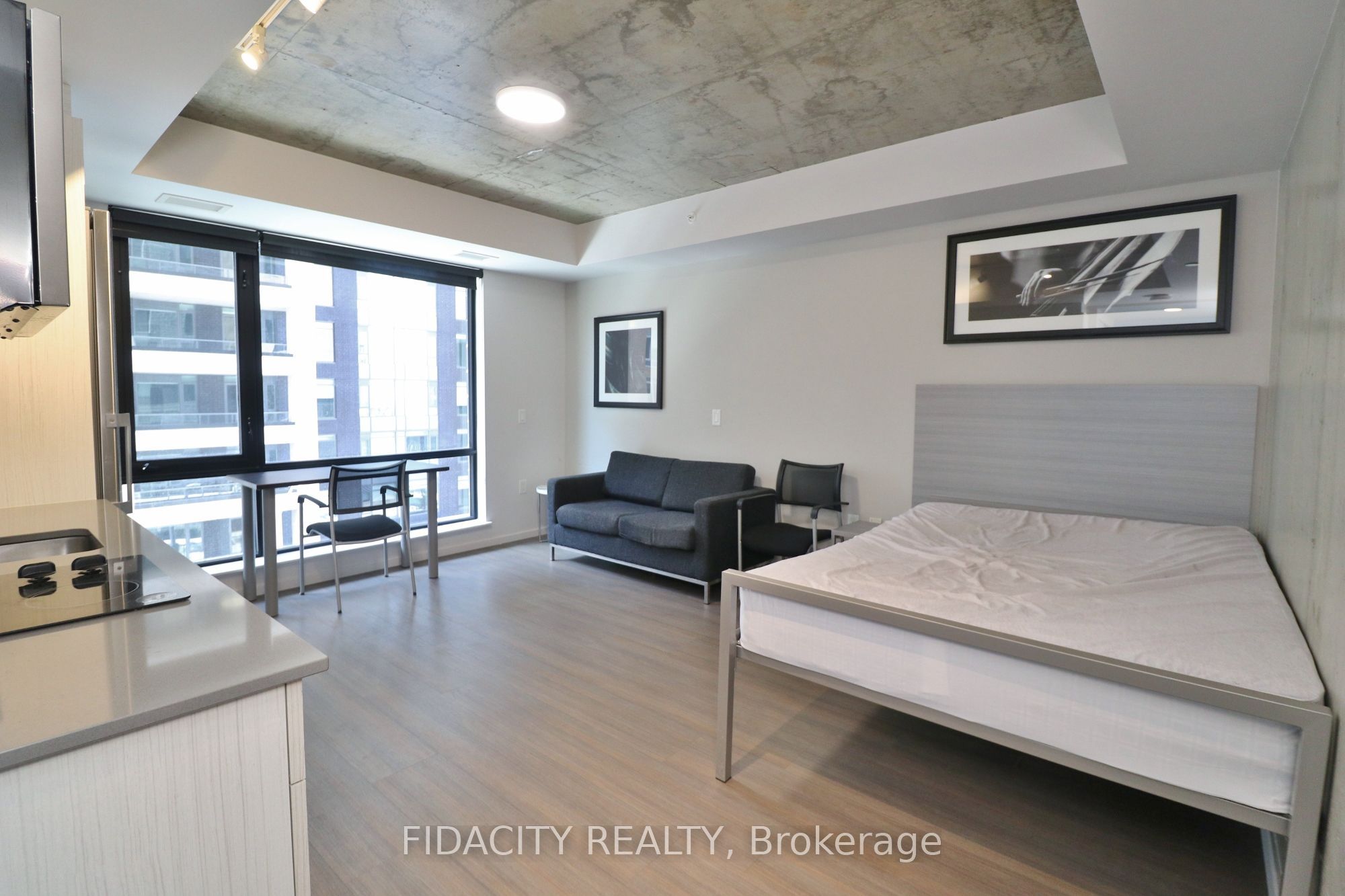 105 Champagne Avenue S 2018, Dows Lake - Civic Hospital and Area, ON K1S 5E5 photo 4