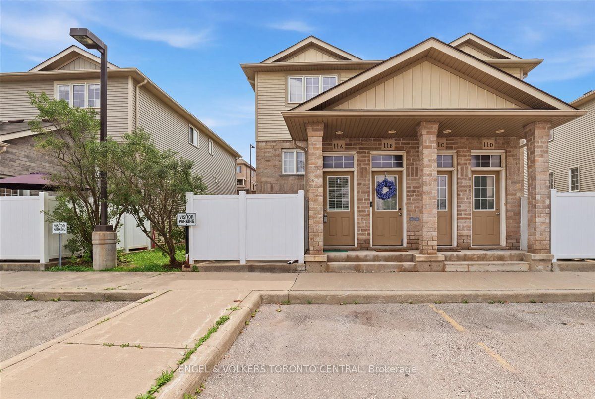 240 Westmeadow Drive 11A, Kitchener, ON N2N 0A1 photo 2