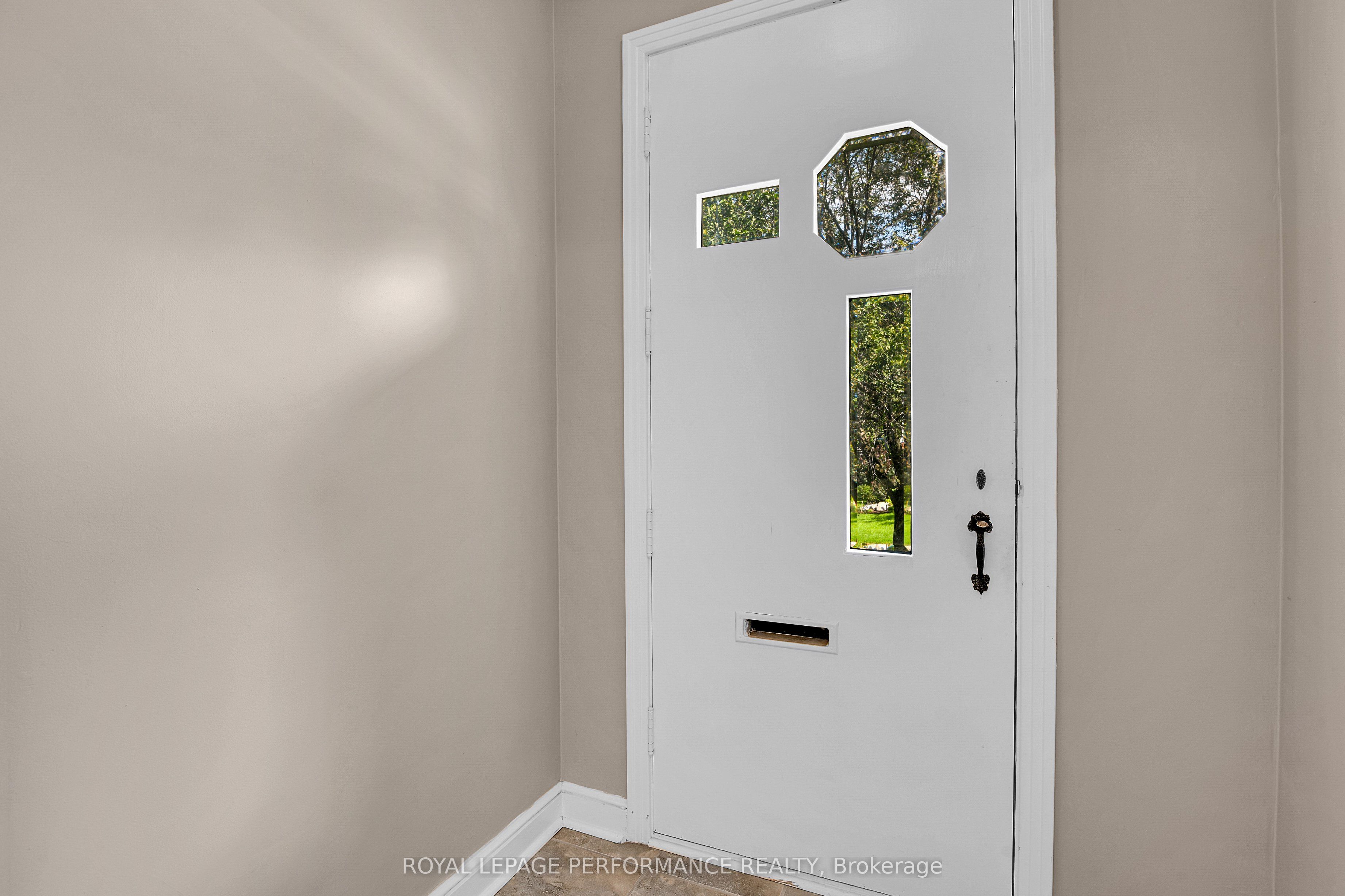 166 Winther Avenue, Alta Vista and Area, ON K1H 6E2 photo 4