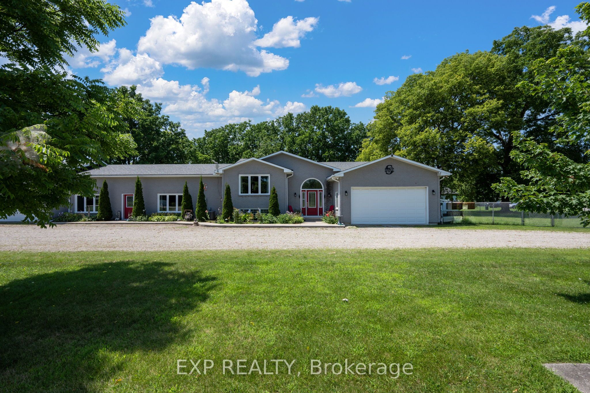 20437 Melbourne Road, Southwest Middlesex, ON N0L 1T0 photo 3