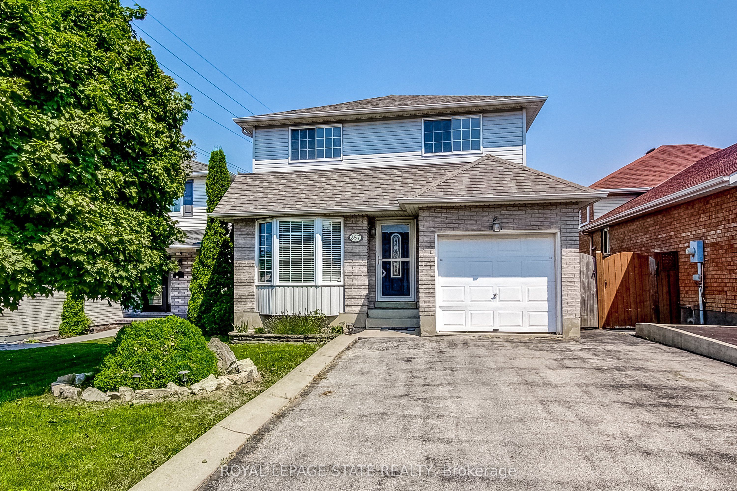 357 Acadia Drive, Hamilton, ON L8W 3L7