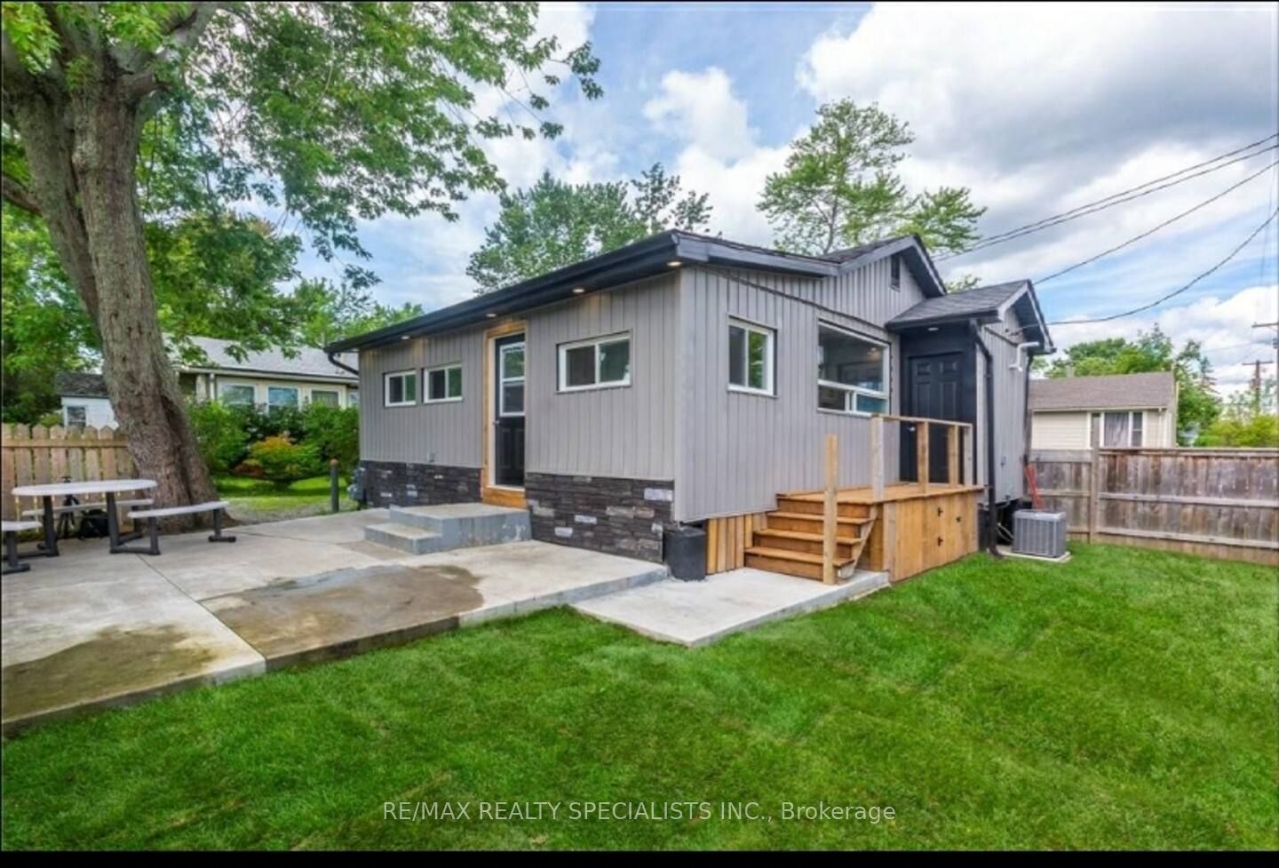 12209 Lakeshore Road, Wainfleet, ON L0S 1V0 photo 4