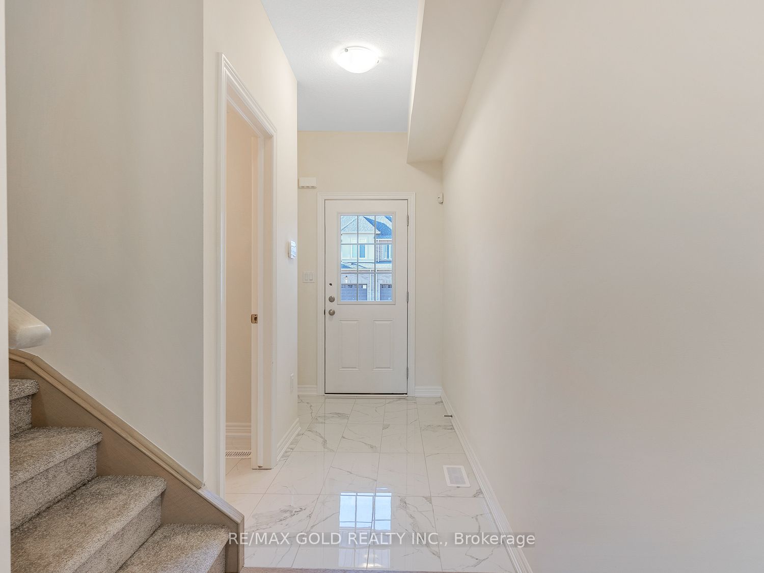 93 PINOT Crescent, Hamilton, ON L8E 0J9 photo 5