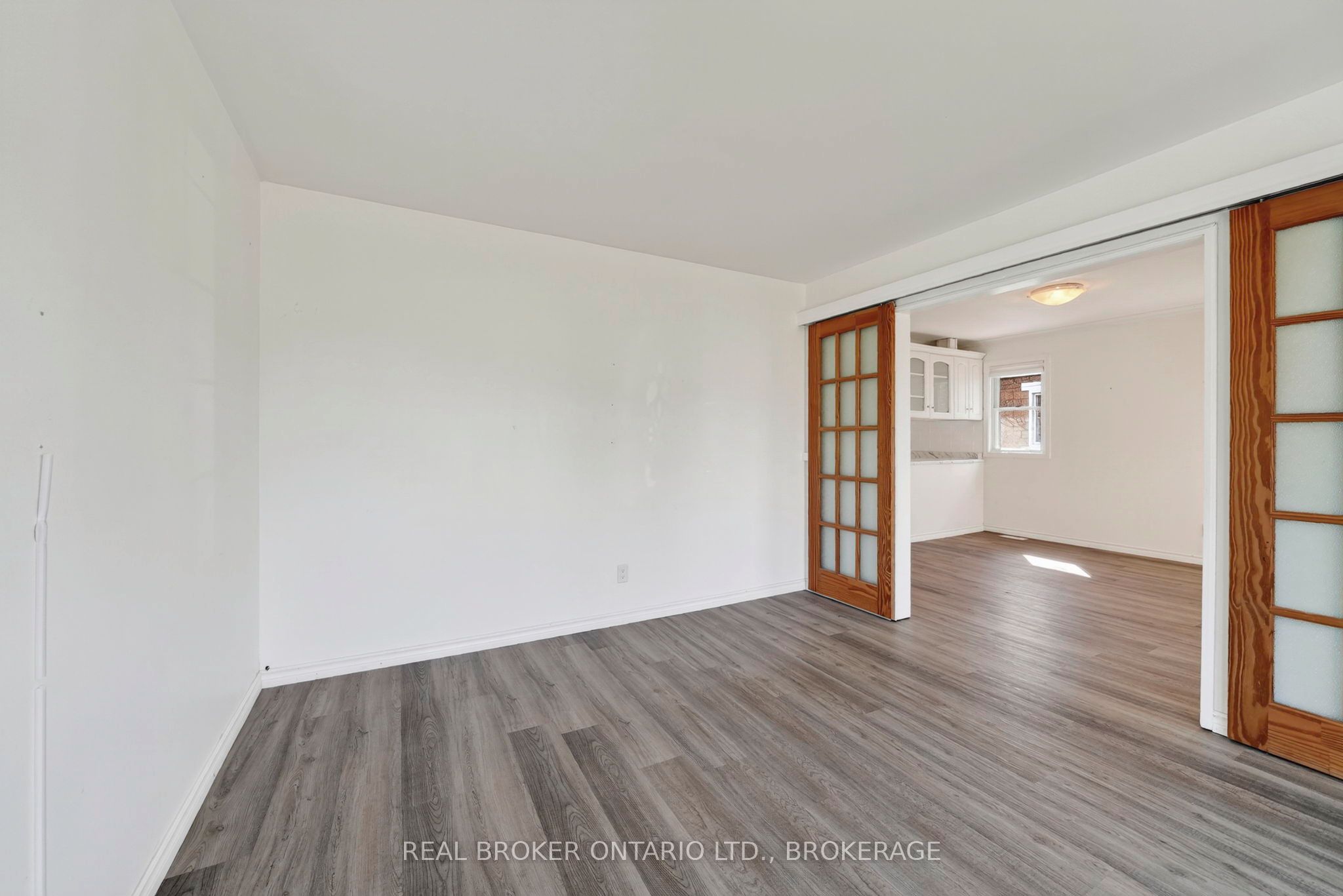 48 Bryden Avenue, Cornwall, ON K6H 5M5 photo 4