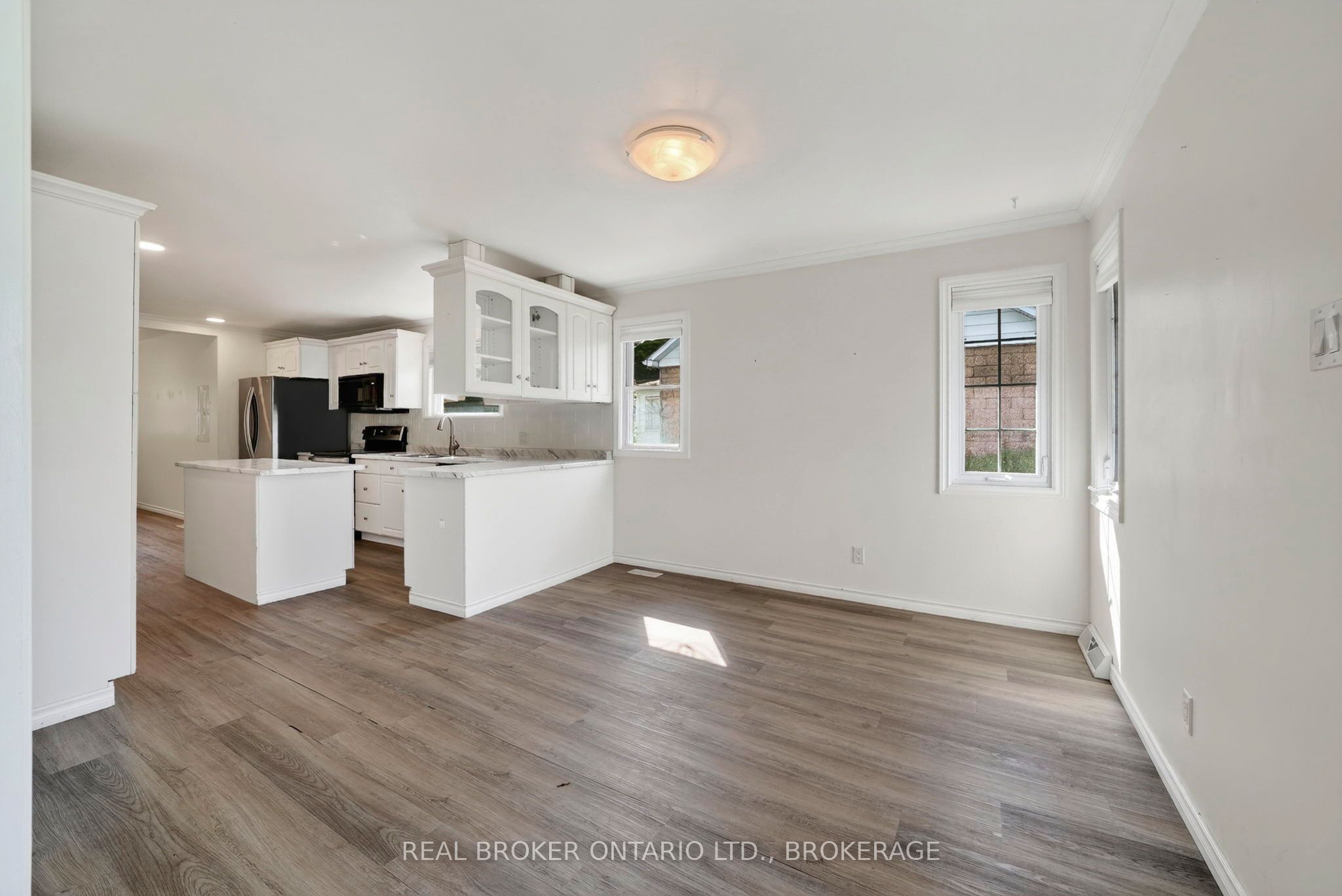48 Bryden Avenue, Cornwall, ON K6H 5M5 photo 5