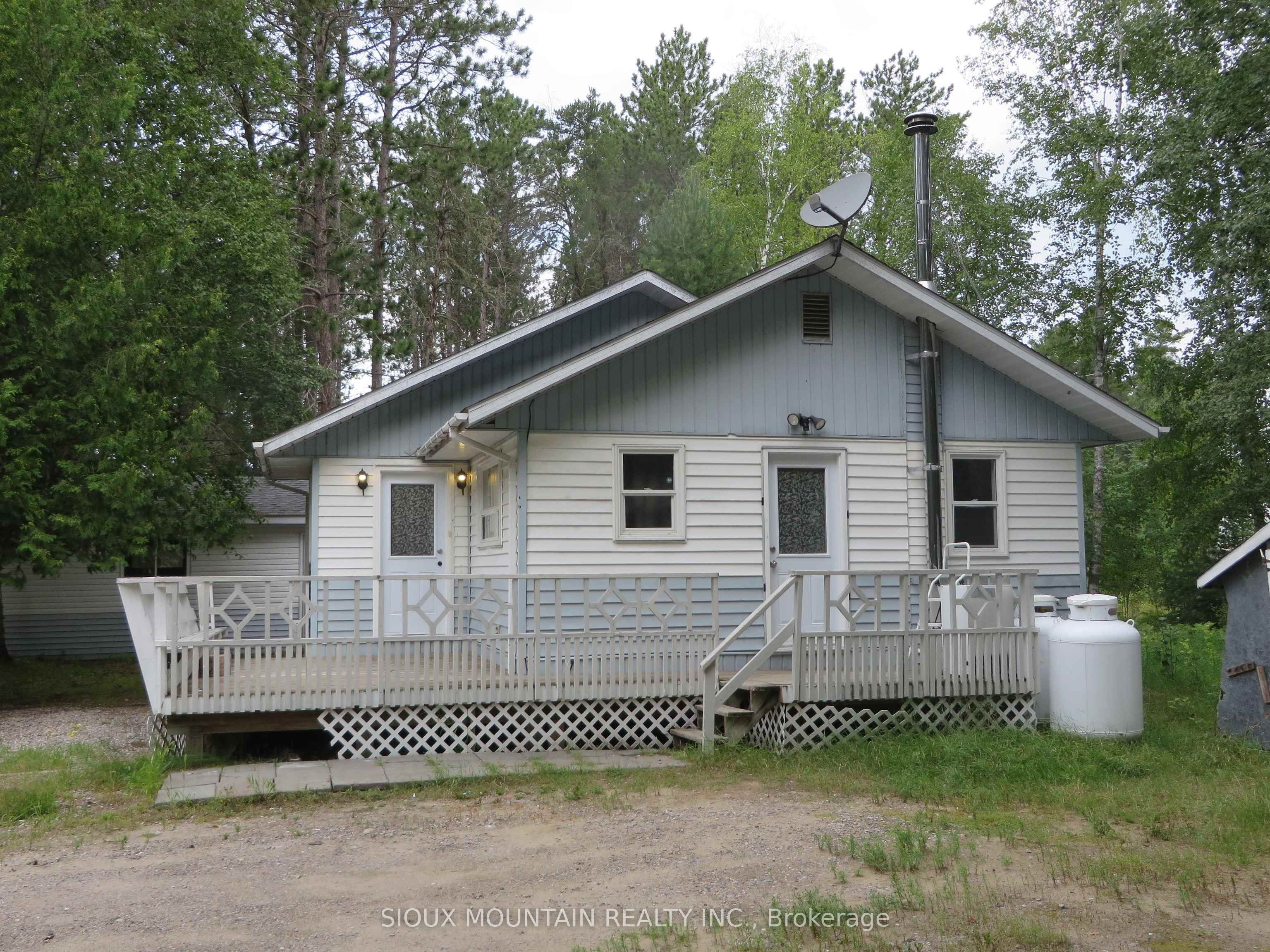 233 Drayton Road, Sioux Lookout, ON P8T 0A7 photo 2