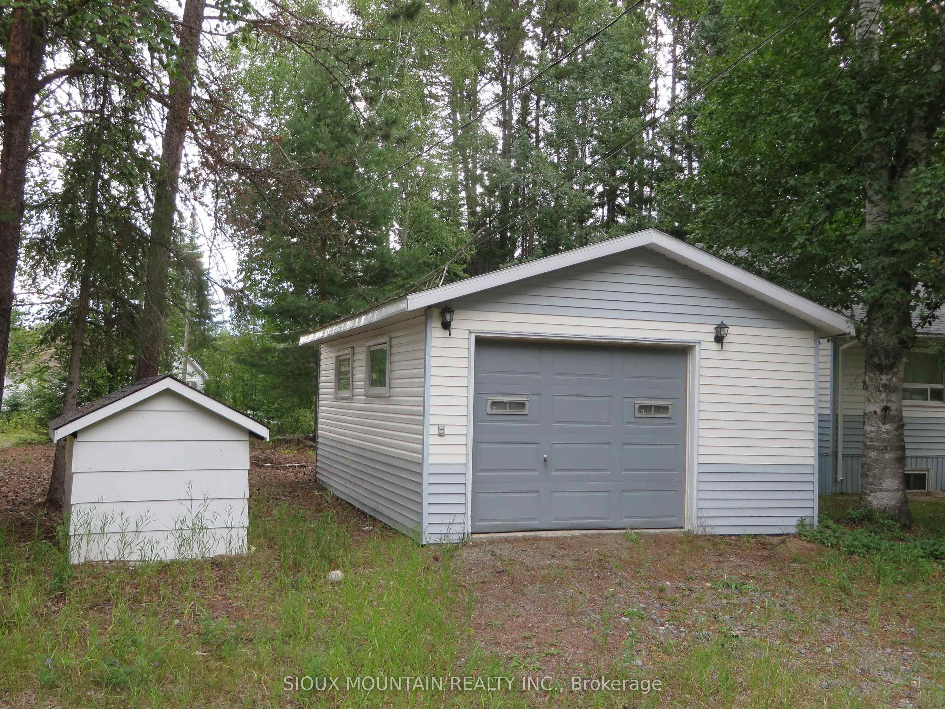 233 Drayton Road, Sioux Lookout, ON P8T 0A7 photo 3