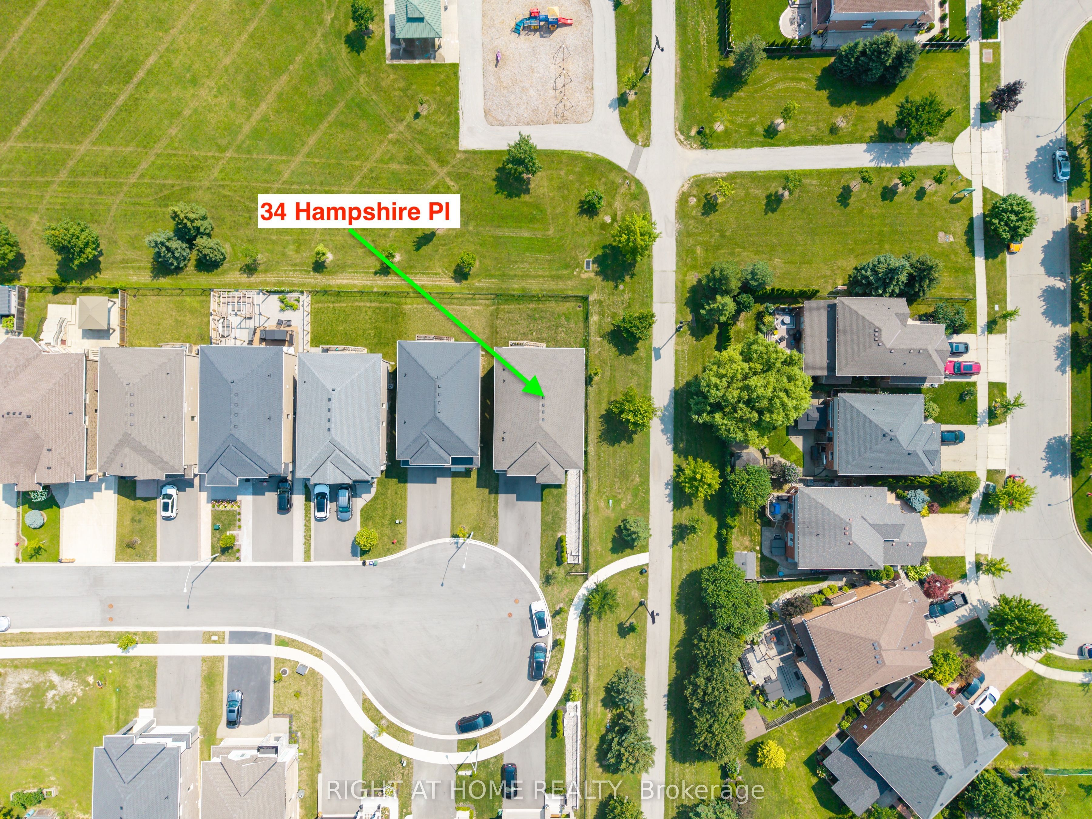 34 Hampshire Place, Hamilton, ON L8J 3W8 photo 3