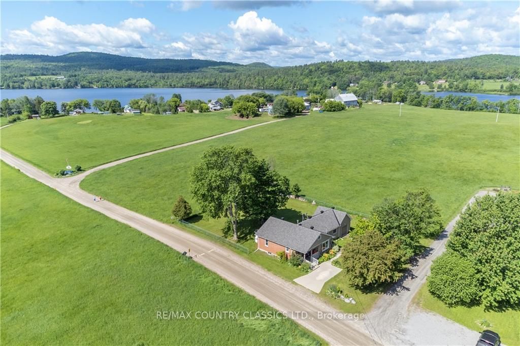 70 MASK ISLAND Drive, Madawaska Valley, ON K0J 1B0
