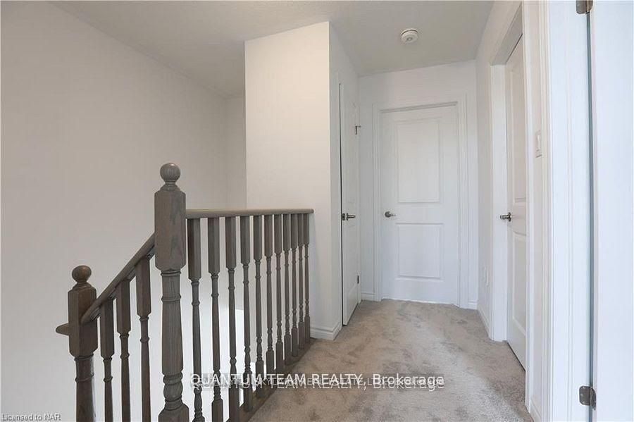7403 Sandy Ridge Common 37, Niagara Falls, ON L2G 3L9 photo 4