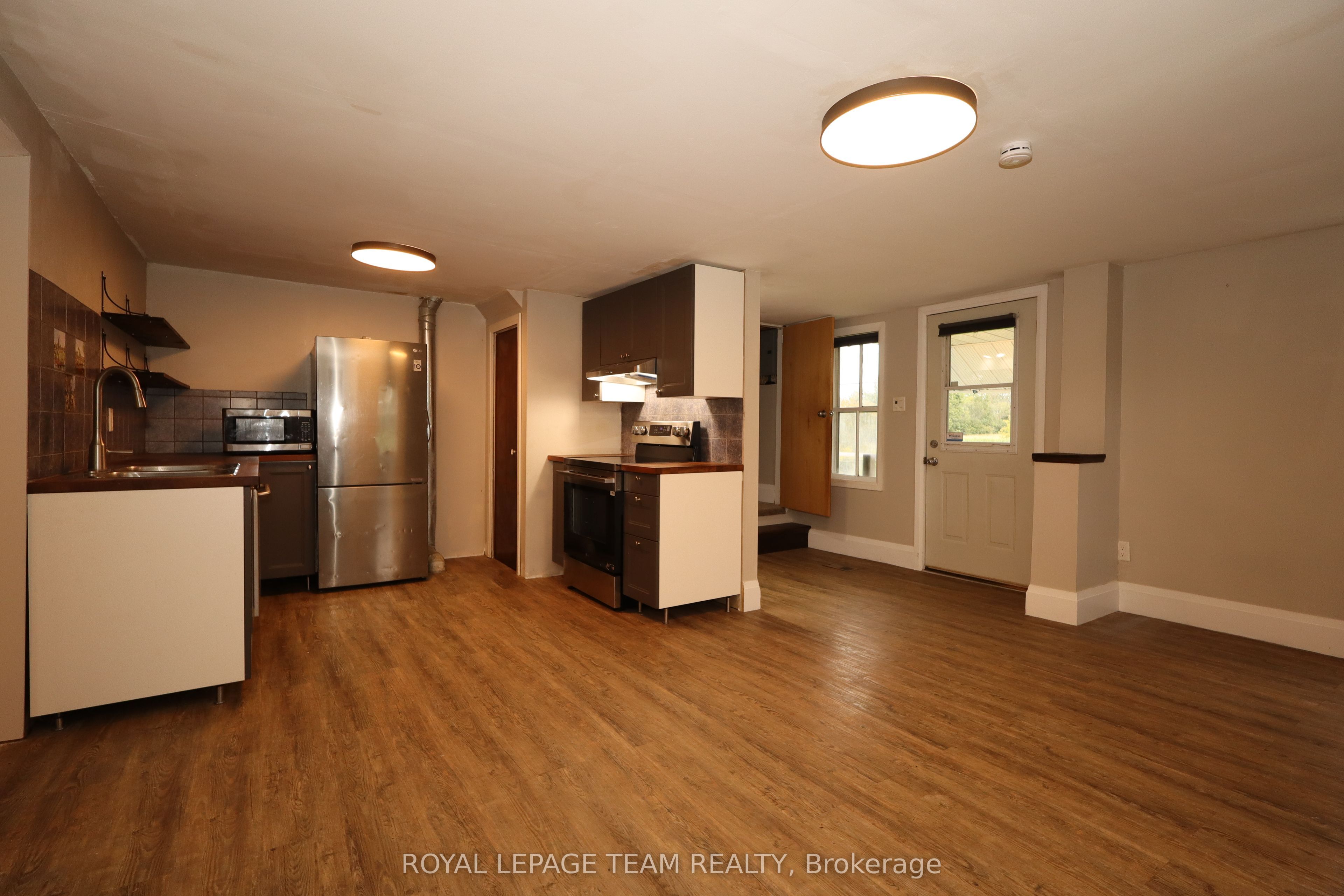 13867 County 13 Road, North Dundas, ON K0A 1R0 photo 4