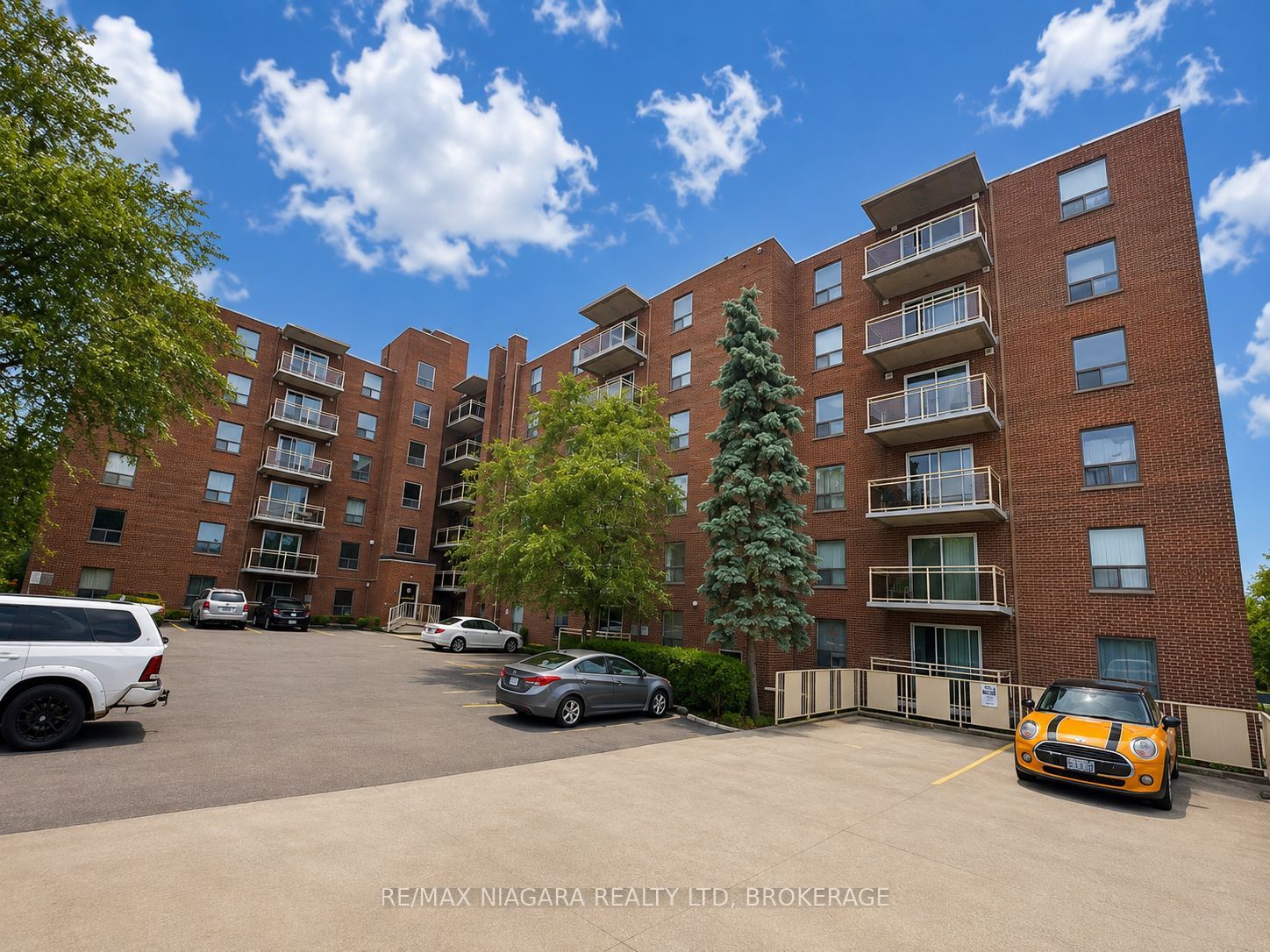 99 Church Street 504, St. Catharines, ON L2R 3E1 photo 2