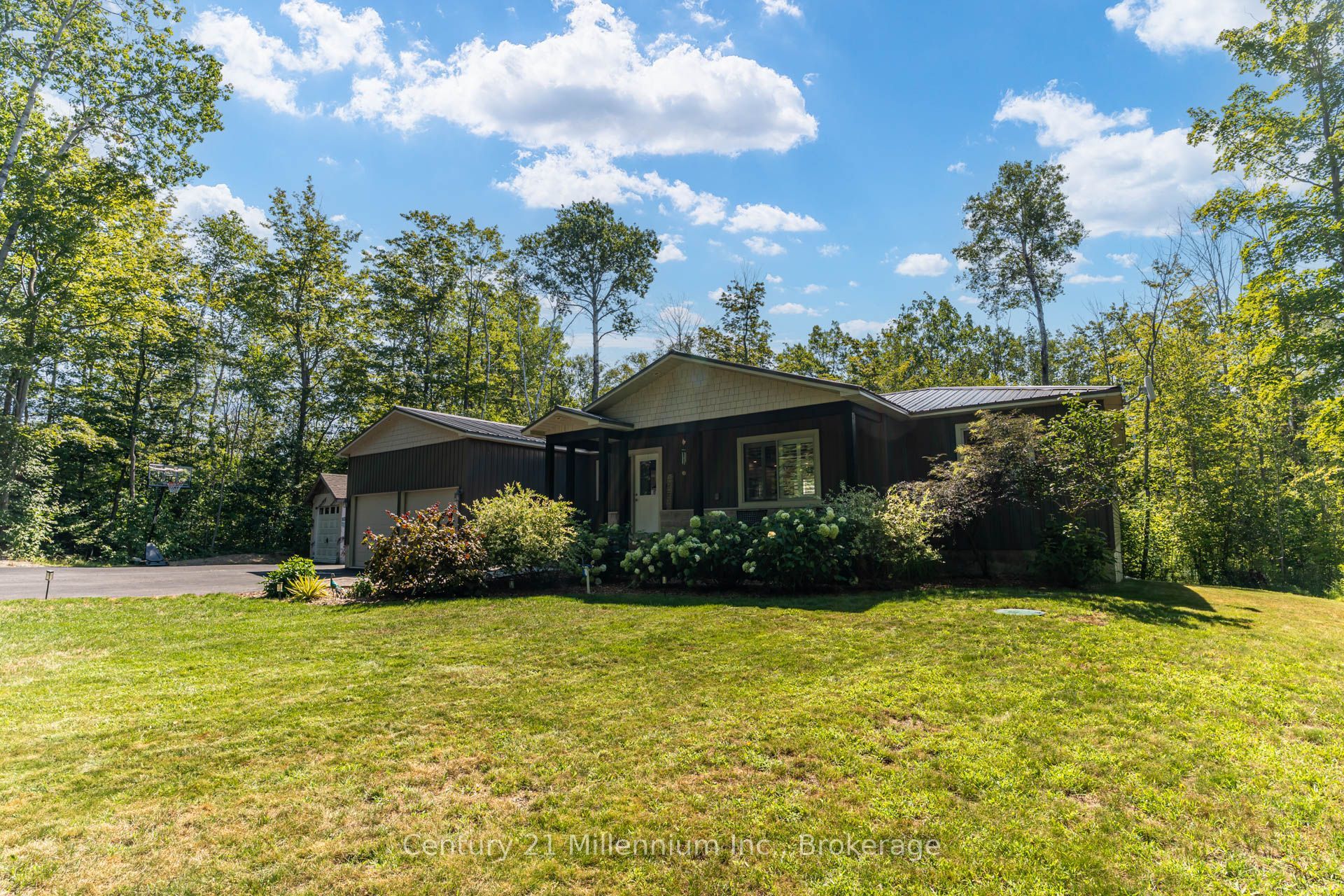 117 Rolling Hills Drive, South Bruce Peninsula, ON N0H 2T0 photo 2